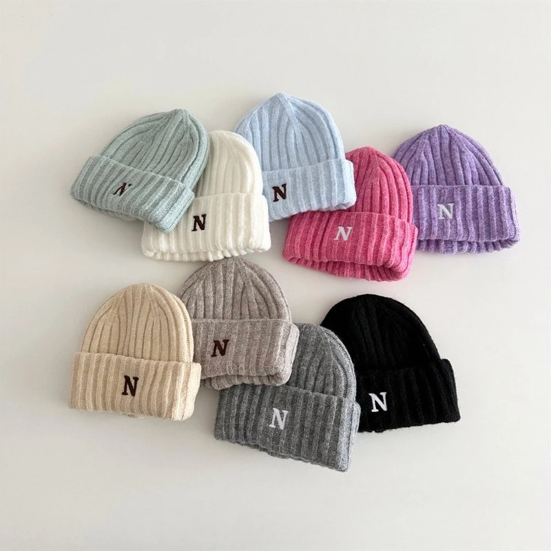 

Korean Style Kids Knit Beanie with N Letter Embroidery Sporty Fashion Minimalist Folded Brim Solid Color Hat for Boys Girls