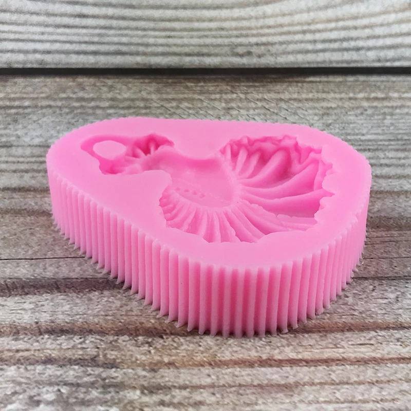 1 piece, new wedding dress princess skirt silicone mold, handmade wedding dress drop glue mold, gypsum mold, soap mold