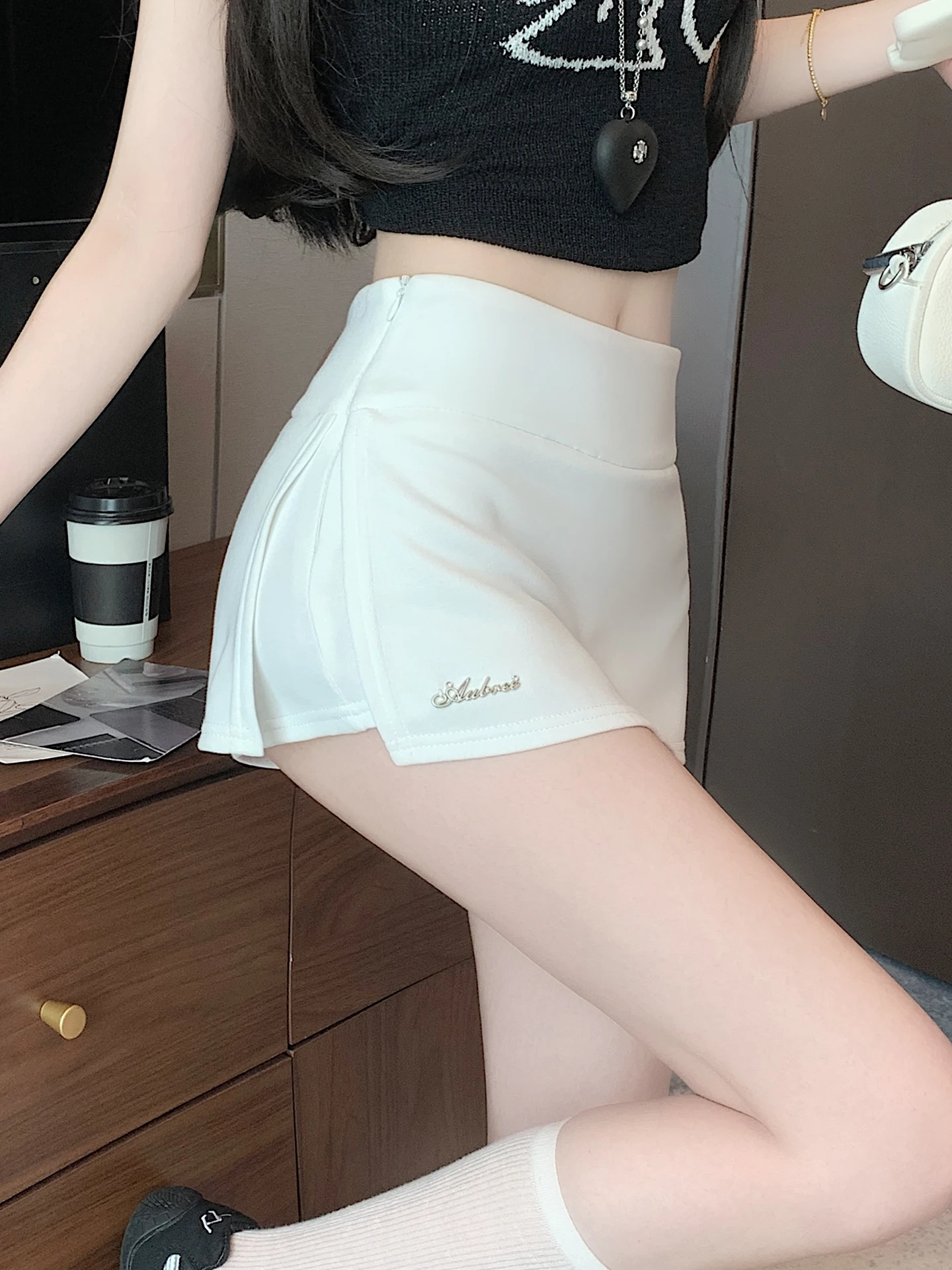 

High Waist A-Line Yoga Sports Short Skirt for Women White Split Design Casual Comfortable Half-Length Skirt