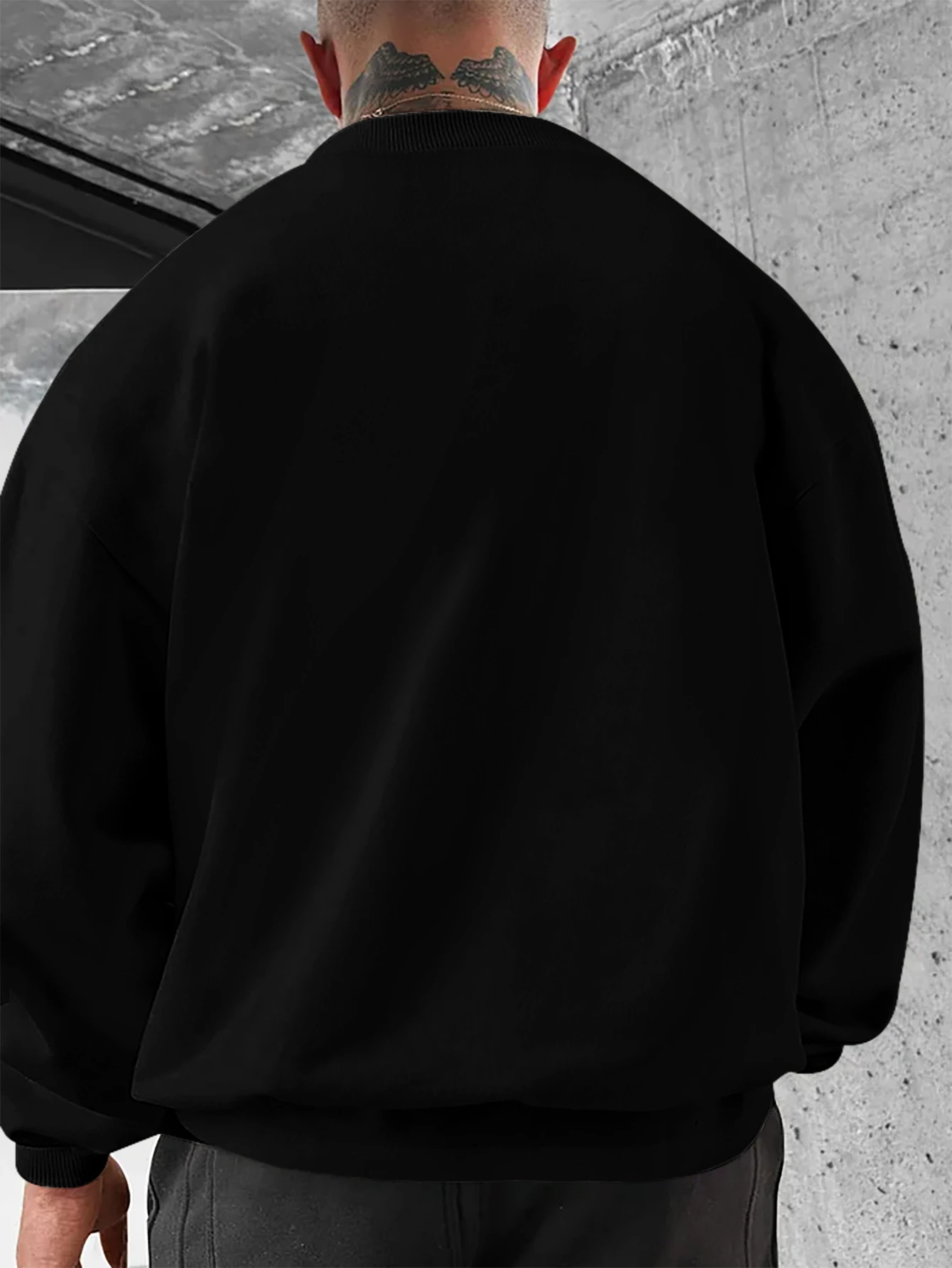 Übergroßer Herren-Sweatshirt mit Nummer 23, Rundhalsausschnitt, lässiger Pullover mit langen Ärmeln im Street-Style. – Detail 3