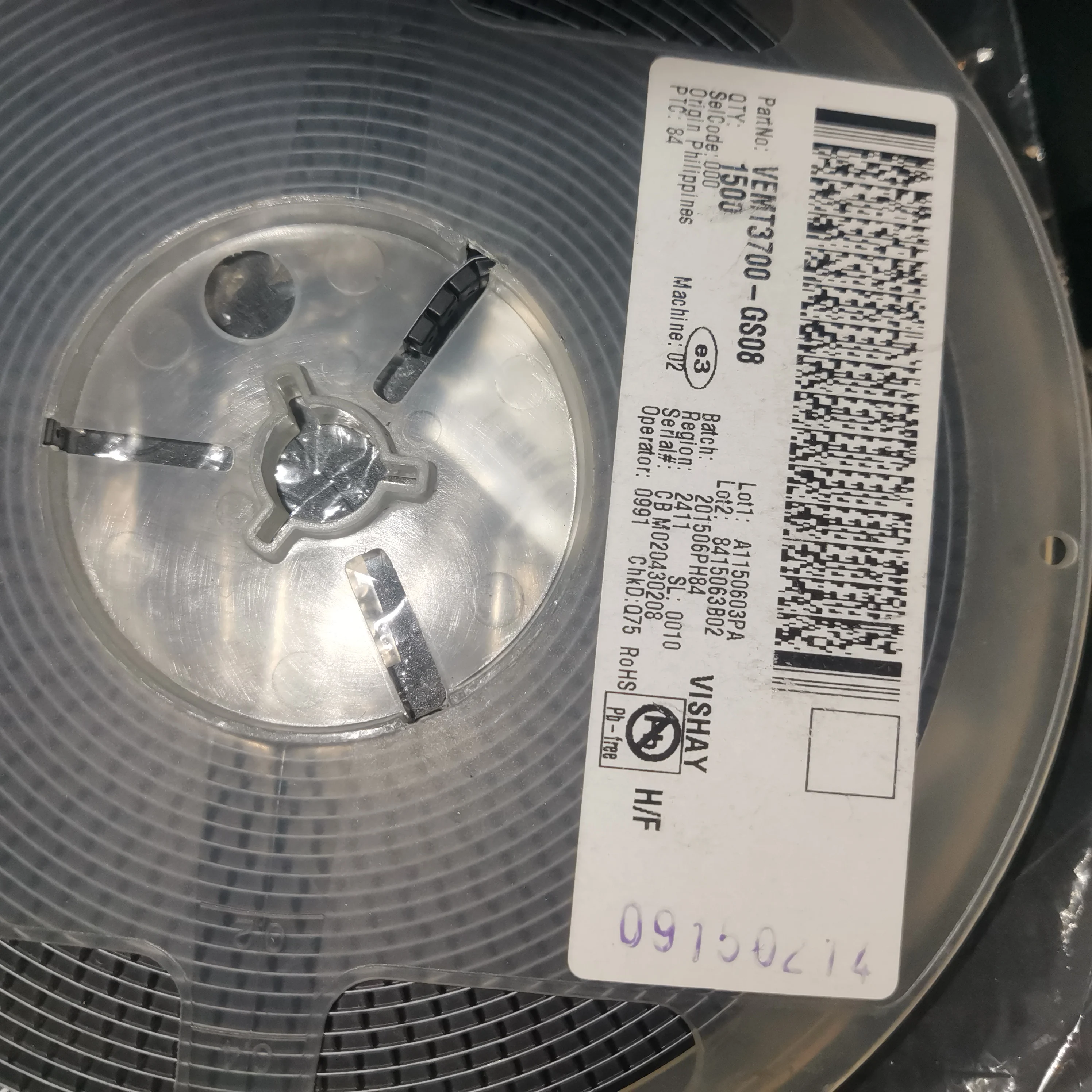 

50 шт./VEMT3700-GS08 850 нм 1210 (3528) кремниевый фототранзистор SMD NPN