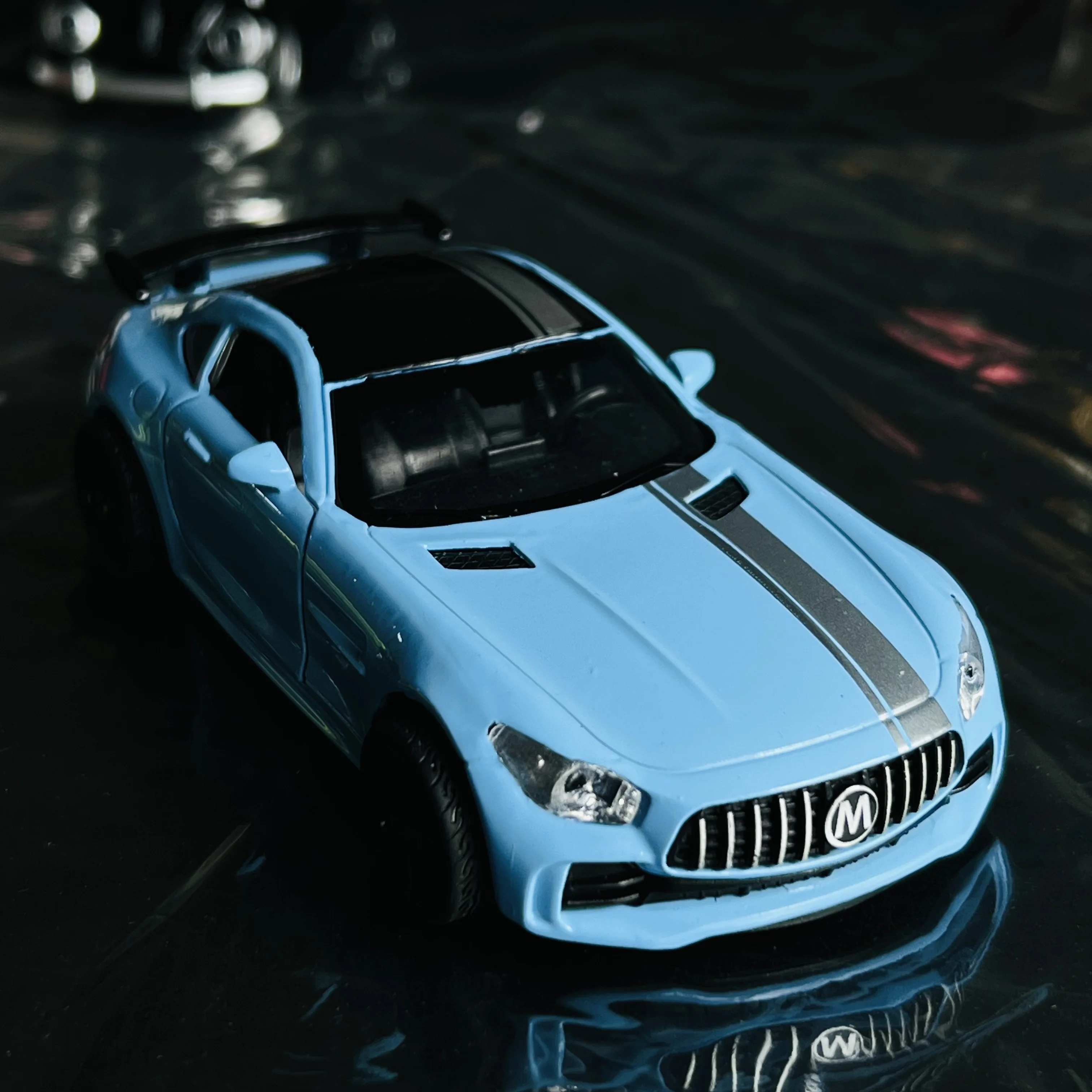 

Имитационная модель автомобиля из сплава, крутая детская модель спортивного автомобиля, игрушечный автомобиль для мальчиков