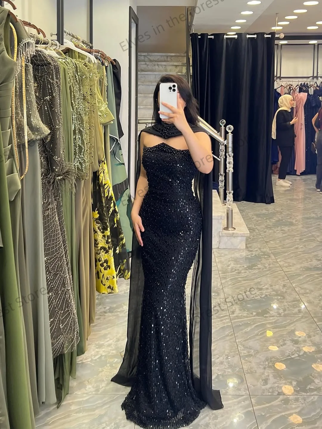 فساتين سهرة حورية البحر الفاخرة بلون الشمبانيا مطرزة بدون أكمام فساتين حفلات نسائية مخصصة بطول الأرض لؤلؤ لامع ملابس الحفلات