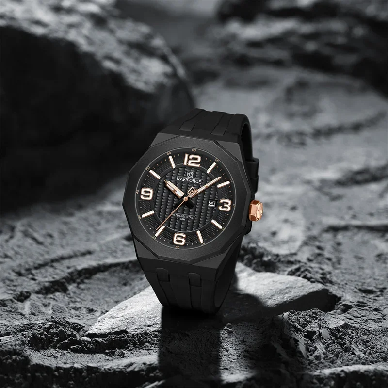

NAVIFORCE Men's Fashion Modern Watches 3ATM Waterproof Date Display Luxury Luminous Hands Silicone Strap Boy's Quartz Watch Gift