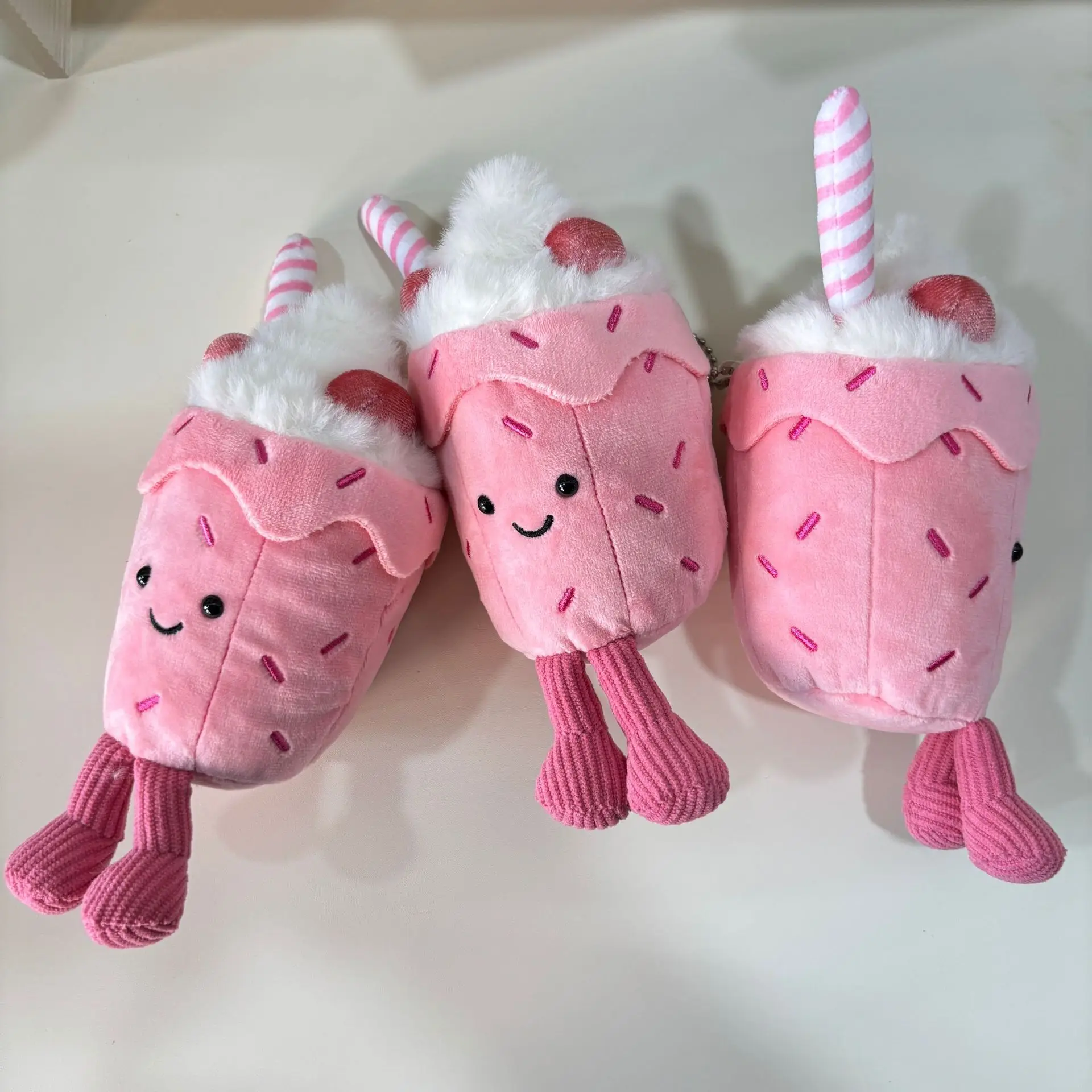 Adorável copo de limão stberry milkake chaveiro pingente saco plu boneca brinquedo Bapa boneca presente macio ort plu material