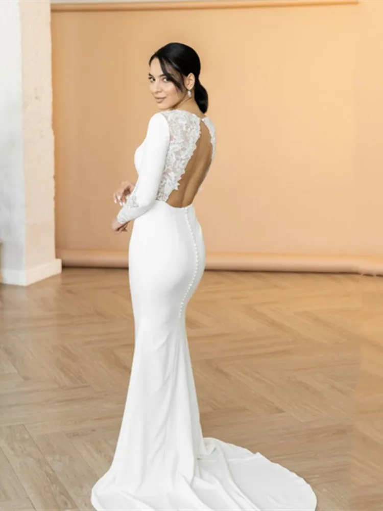 Simple Mermaid Wedding Dresses 2022 O Neck Full Sleeves Lace Appliques Open Back Robe De Mariée Court Train Satin Bridal Gowns