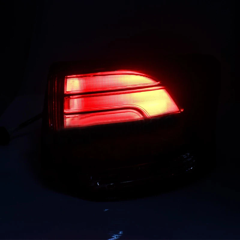 

H5-Car Inner Side Tail Lamp Rear Brake Light Turn Signal Lamp For Mitsubishi Outlander 2016 2017 2018