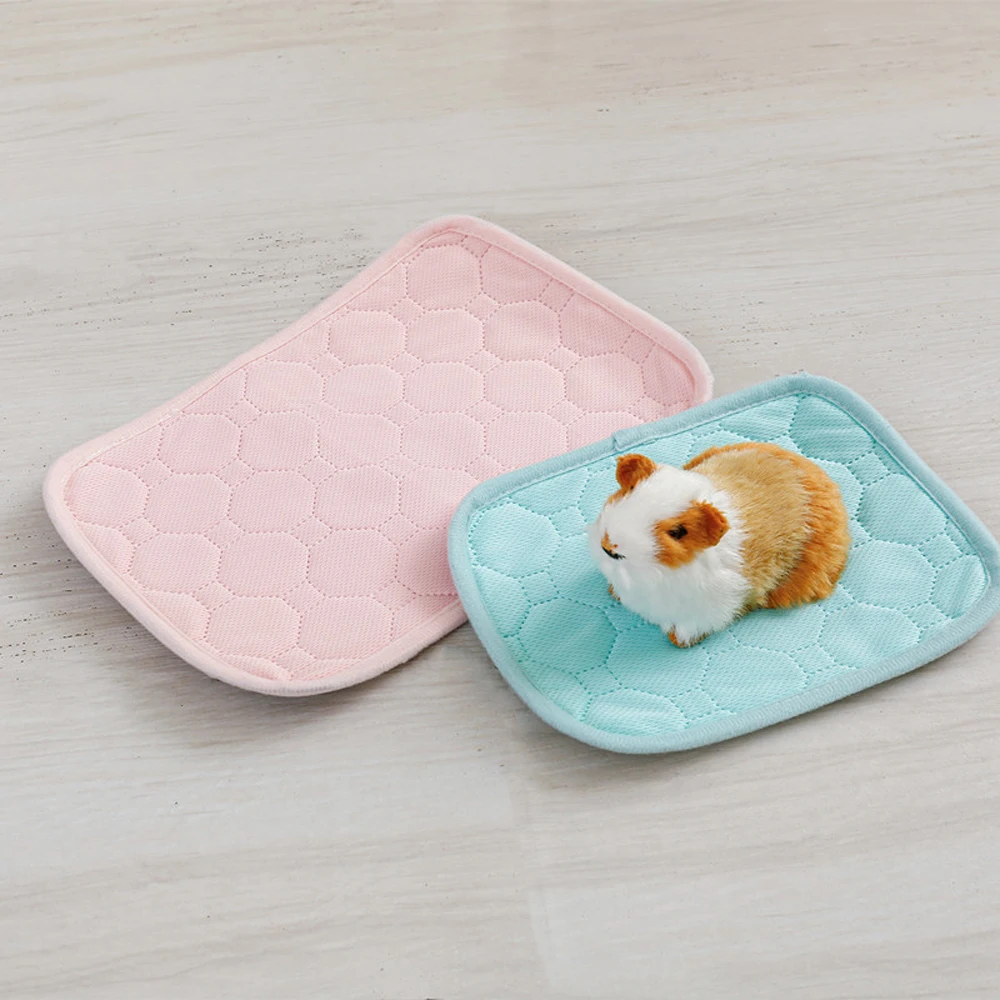 Rabbit Guinea Pig Cage Liner Small Pet Items Waterproof Anti Slip Bedding Mat Highly Absorbent Pee Pad for Hamsters Accessories