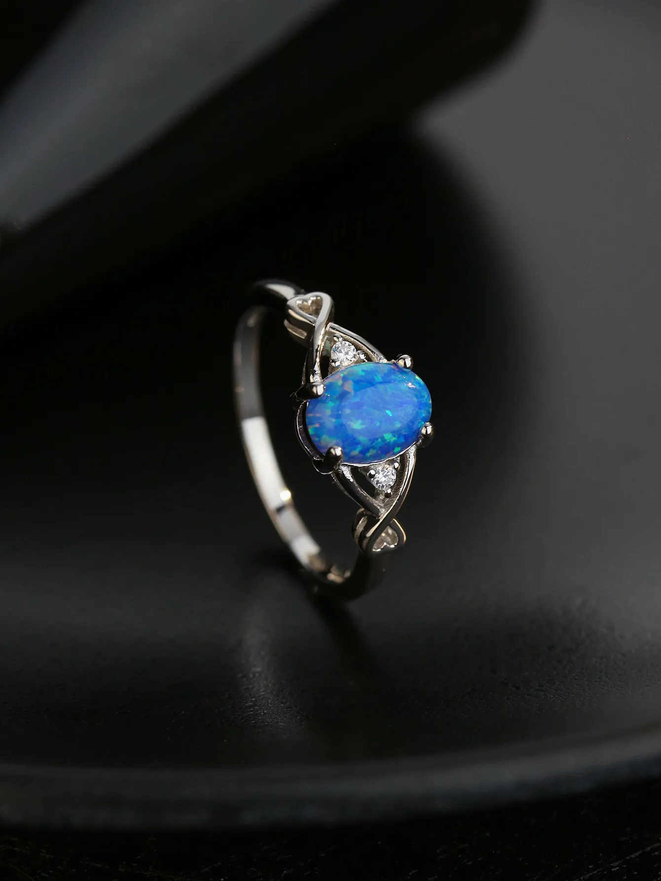 

Factory Hot Sales Sterling 925 Silver Women's Ring with Blue Opal and Zircon Simple Magical Style for Party or Dating