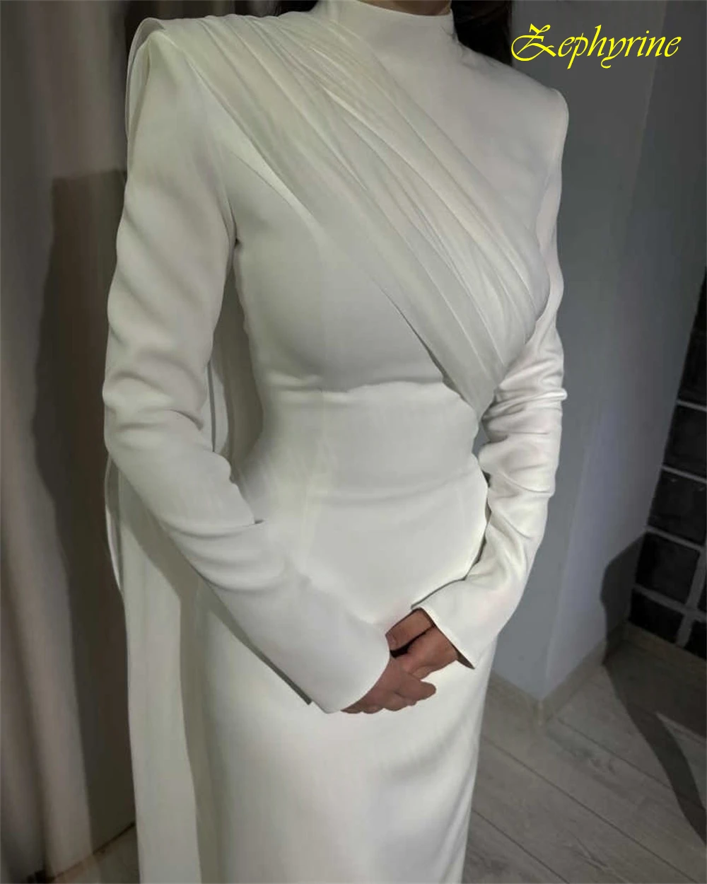 Customized High Collar Elegant Evening Dress and White Temperament High Quality Bespoke Occasion Gowns Formal Celebrity Gowns