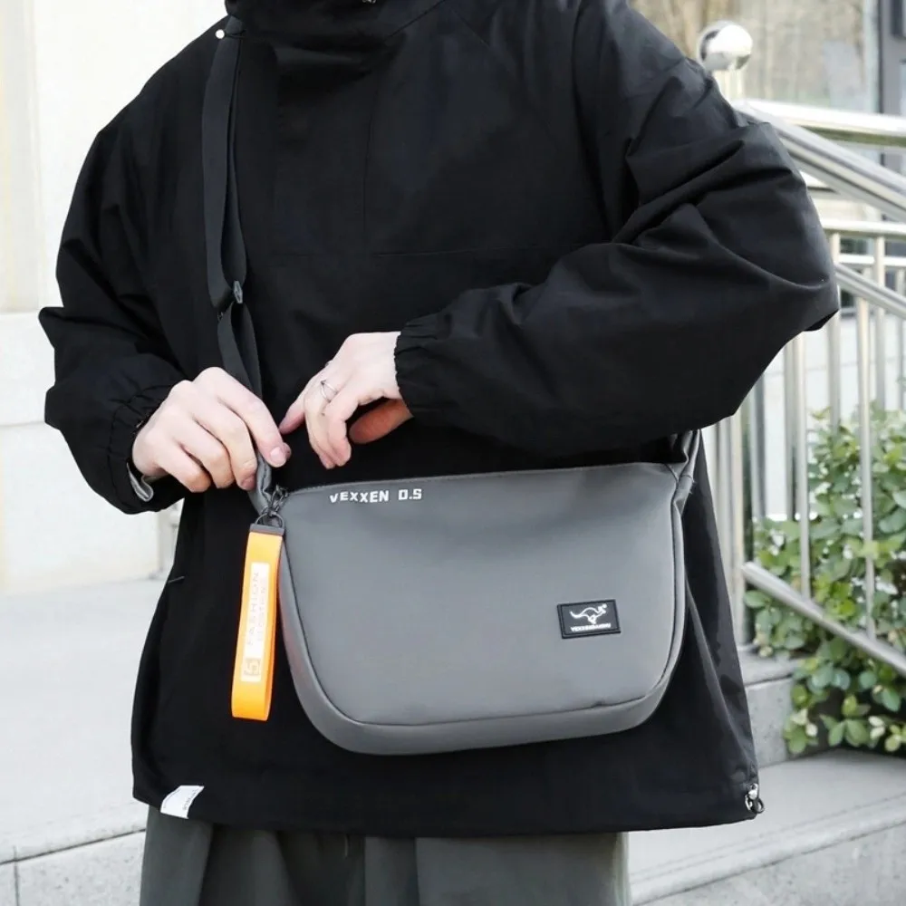 

Waterproof Sports Crossbody Bag Large Capacity with Pendant Student Shoulder Bag Korean Leisure English Letter Messenger Bag