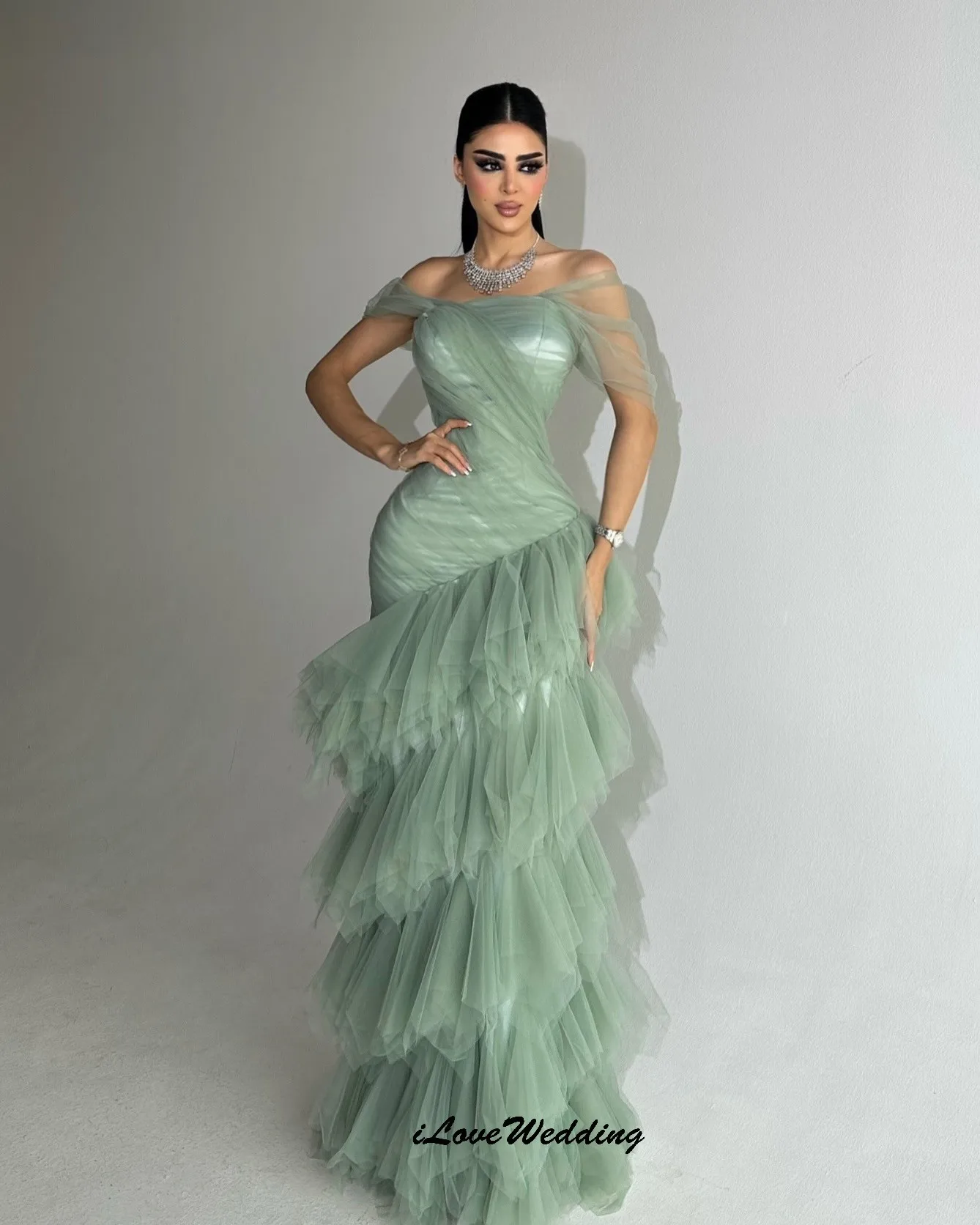 

Green Off The Shoulder Tuller Prom Dresses Tiered 2025 Luxurious Woman Party Dress Formal Gowns For Woman Maxi Gala Customized