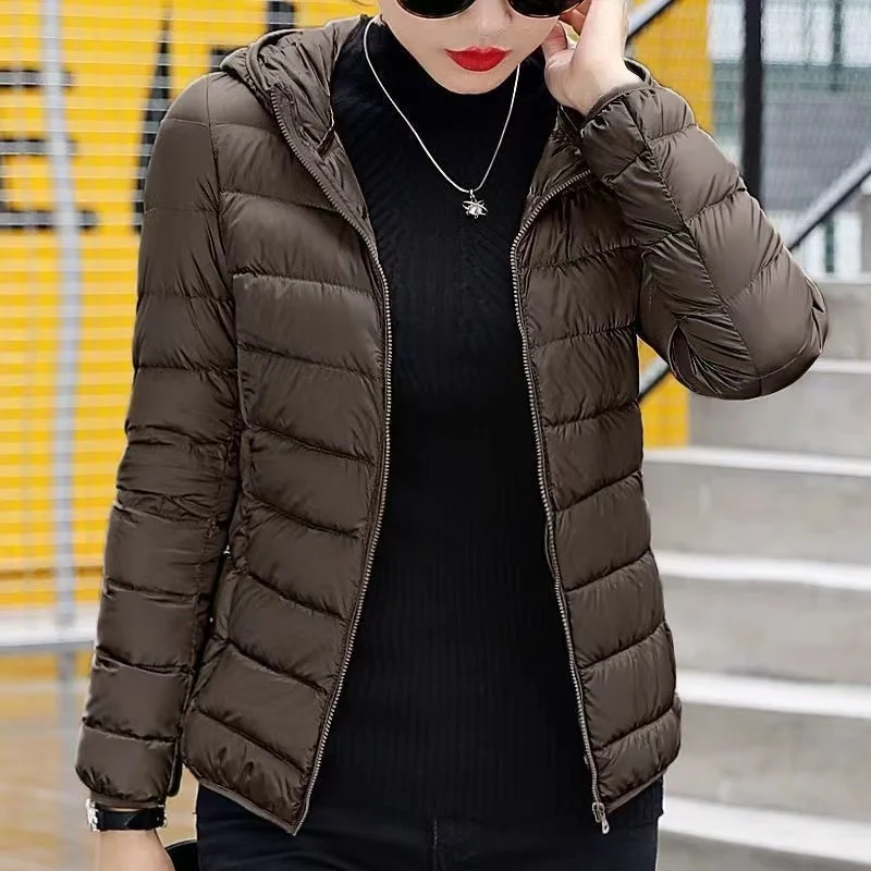 Fashion Female Cold Jacket 2024New Women Winter Light White Duck Down Jacket Slim Puffer Jacket Portable Windproof Down Coat Top