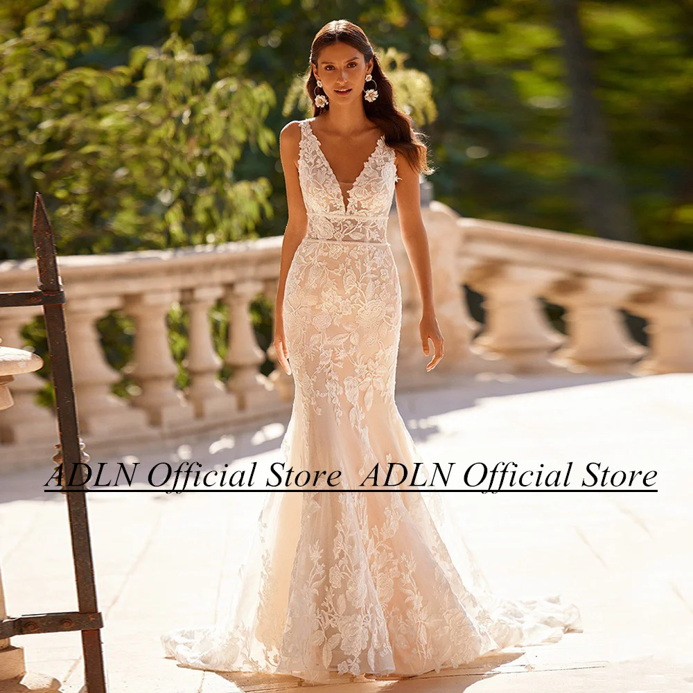 

ADLN Champagne Mermaid Wedding Dresses Sexy V Neck Sleeveless Sequin Applique Lace Bridal Gown Sweep Train Backless