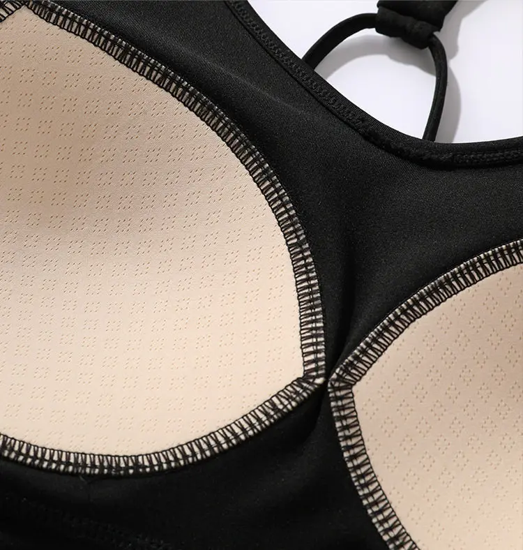 Sportliche Kurzarm-Damen-Yoga-Kleidung mit Rückenausschnitt und Brustpolstern, schweißableitend, eng anliegend, für Pilates und Fitness. – Detail 5