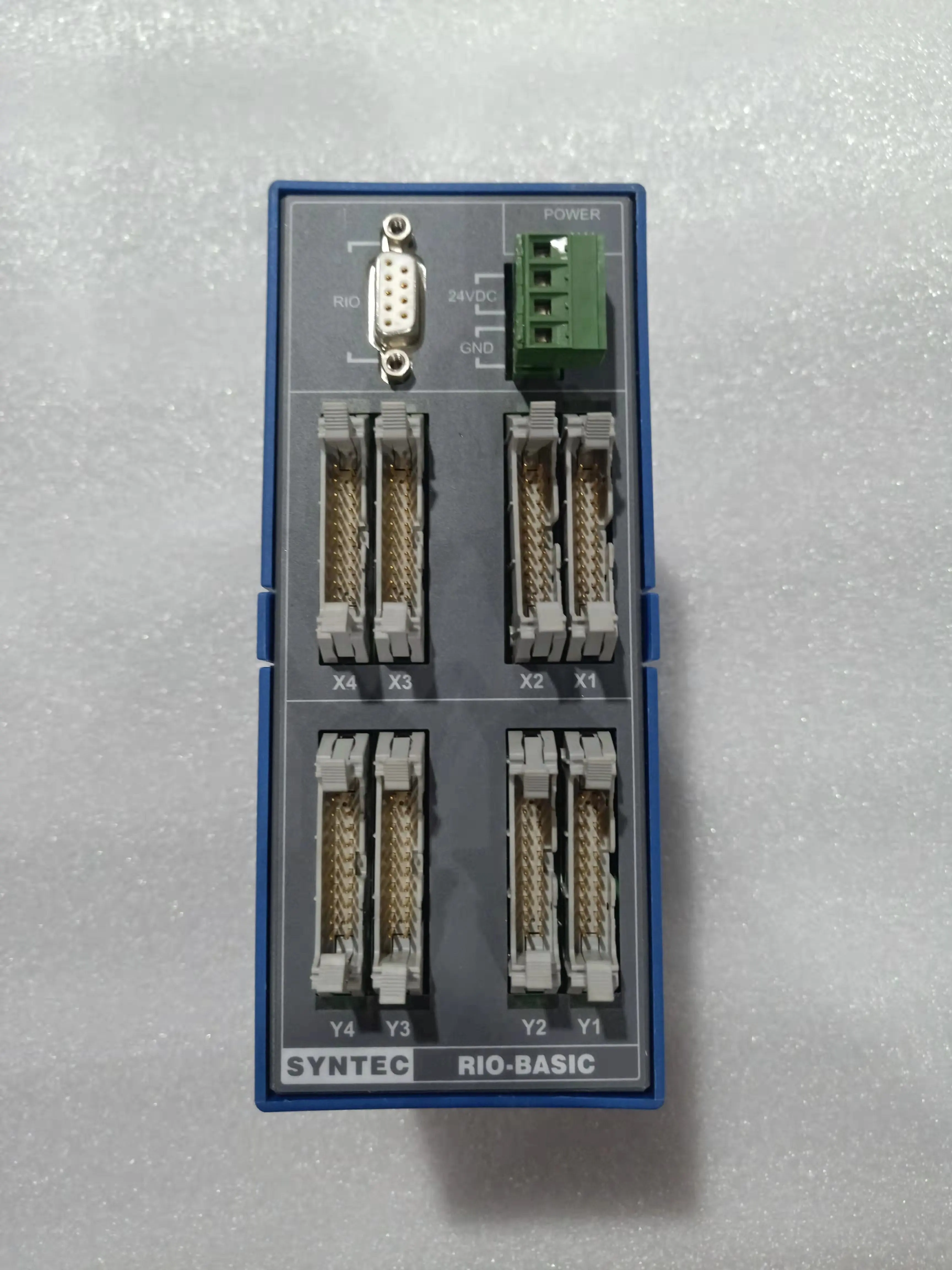 Módulo de Controle Numérico Syntec Rio-basic