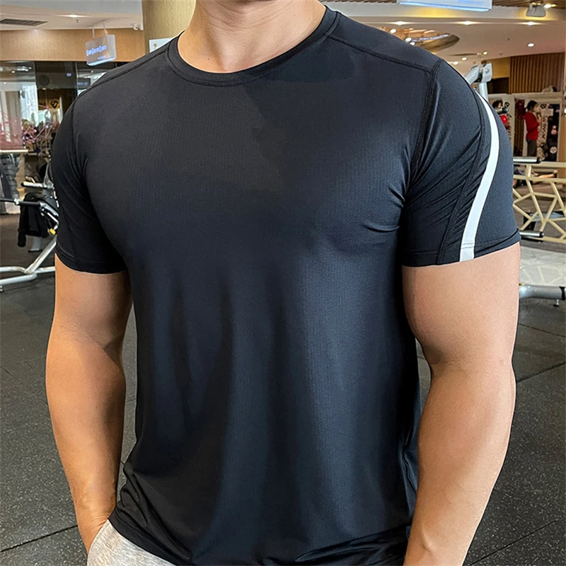 Quick Drying Sport T Shirts Men\'s Fitness Running Gym T-shirt Summer Short Sleeve Tops Workout Jerseys Tees Breathable Sportwear