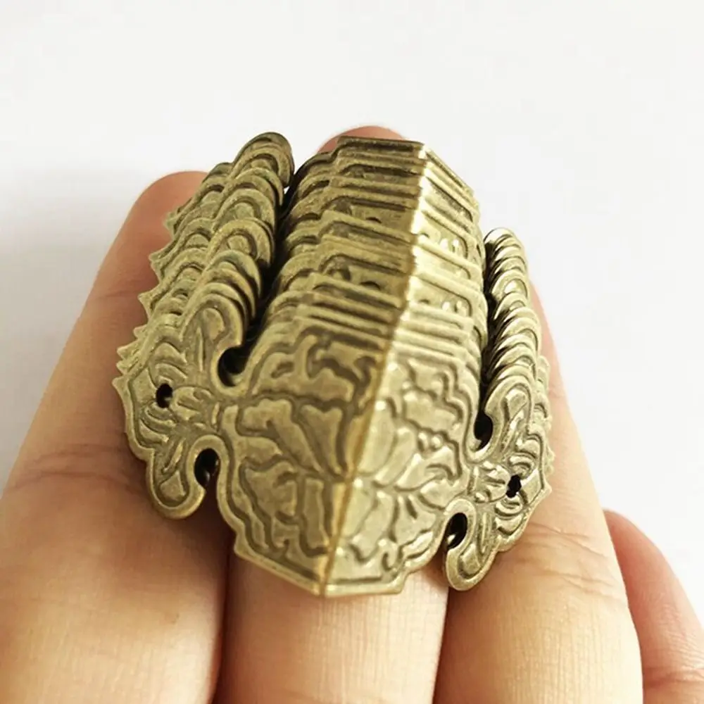 Decorative Jewelry Box Antique Bronze Wine Case Corner Bracket Corner Protector Furniture Fittings Wooden Box Feet