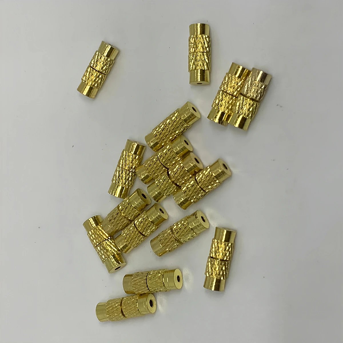 10/20pcs Brass Screw Clasp Closure Fastener End Tip Caps Connectors Barrel Screw Clasp for Bracelet Necklace Making Accessories