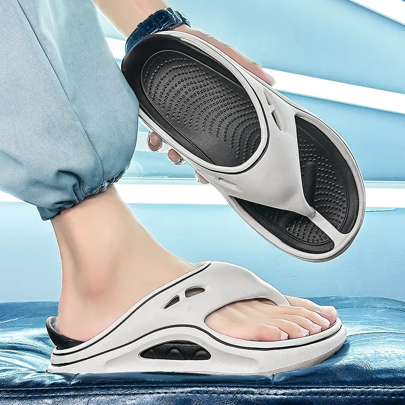 2024 summer popular men's two-color thick-soled heightening flip-flops home outdoor beach shoes non-slip waterproof sandals