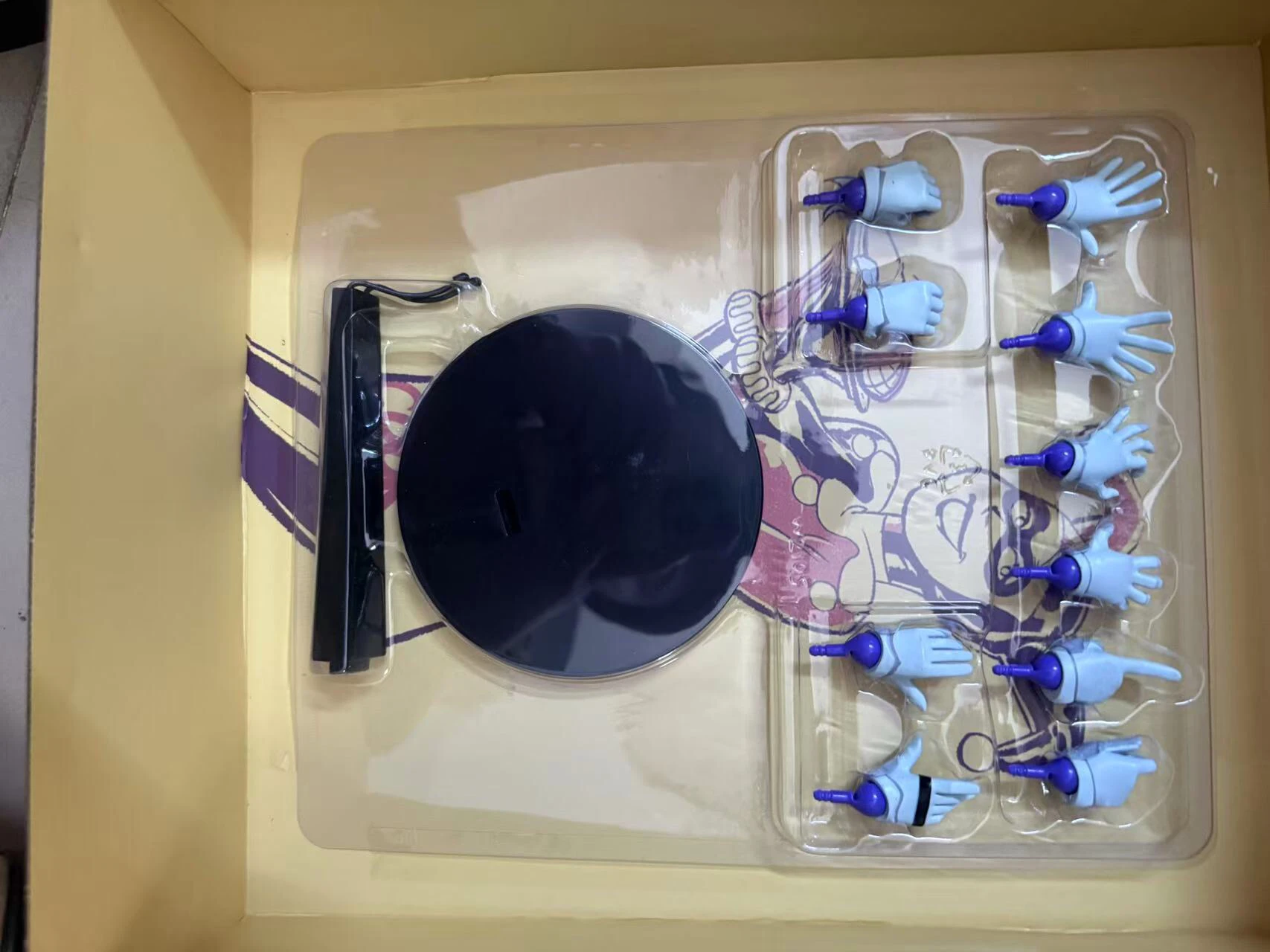 شخصية مفصلية لرسوم متحركة باتمان من موندو - مقاس 1:6 مقاس 12 بوصة إصدار محدود قابل للجمع، نموذج عمل ممتاز