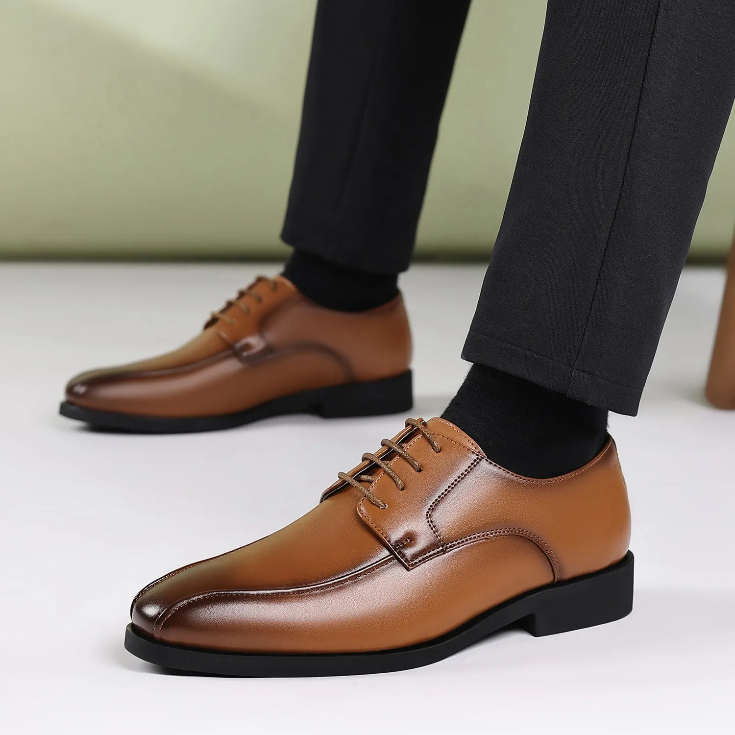 

Men's Formal Skin Shoes Casual Fashion Men Sneakers Social Elegant Trend Flat Zapatos Spring Autumn New Men's Business Shoes