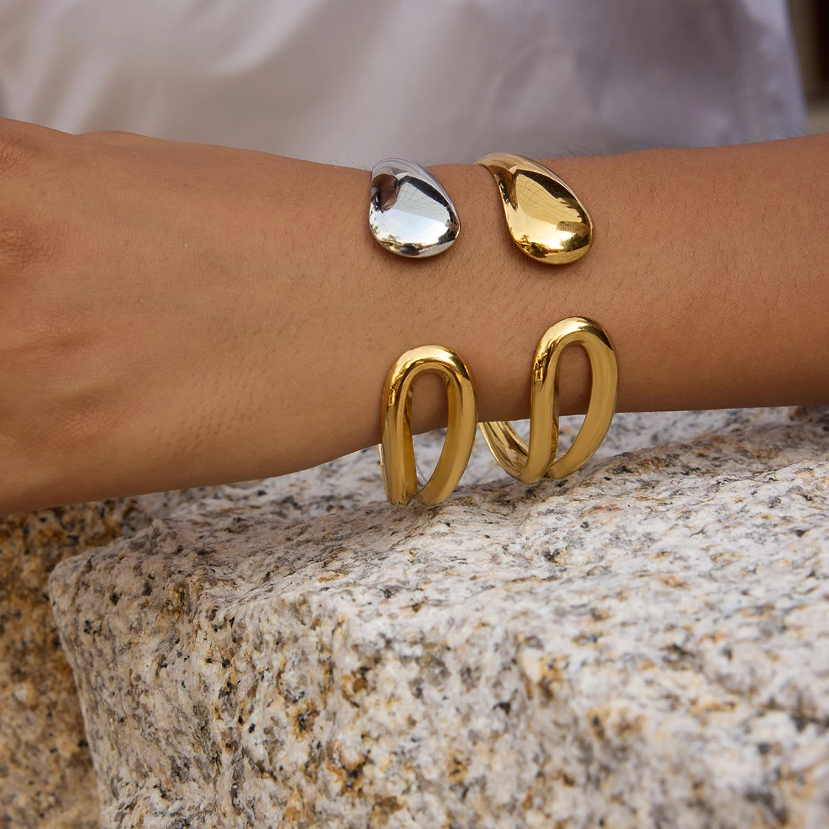 Yori estilo quente de aço inoxidável suave a céu aberto pulseira 18k cor ouro pulseira temperamento moda jóias feminino novo presente