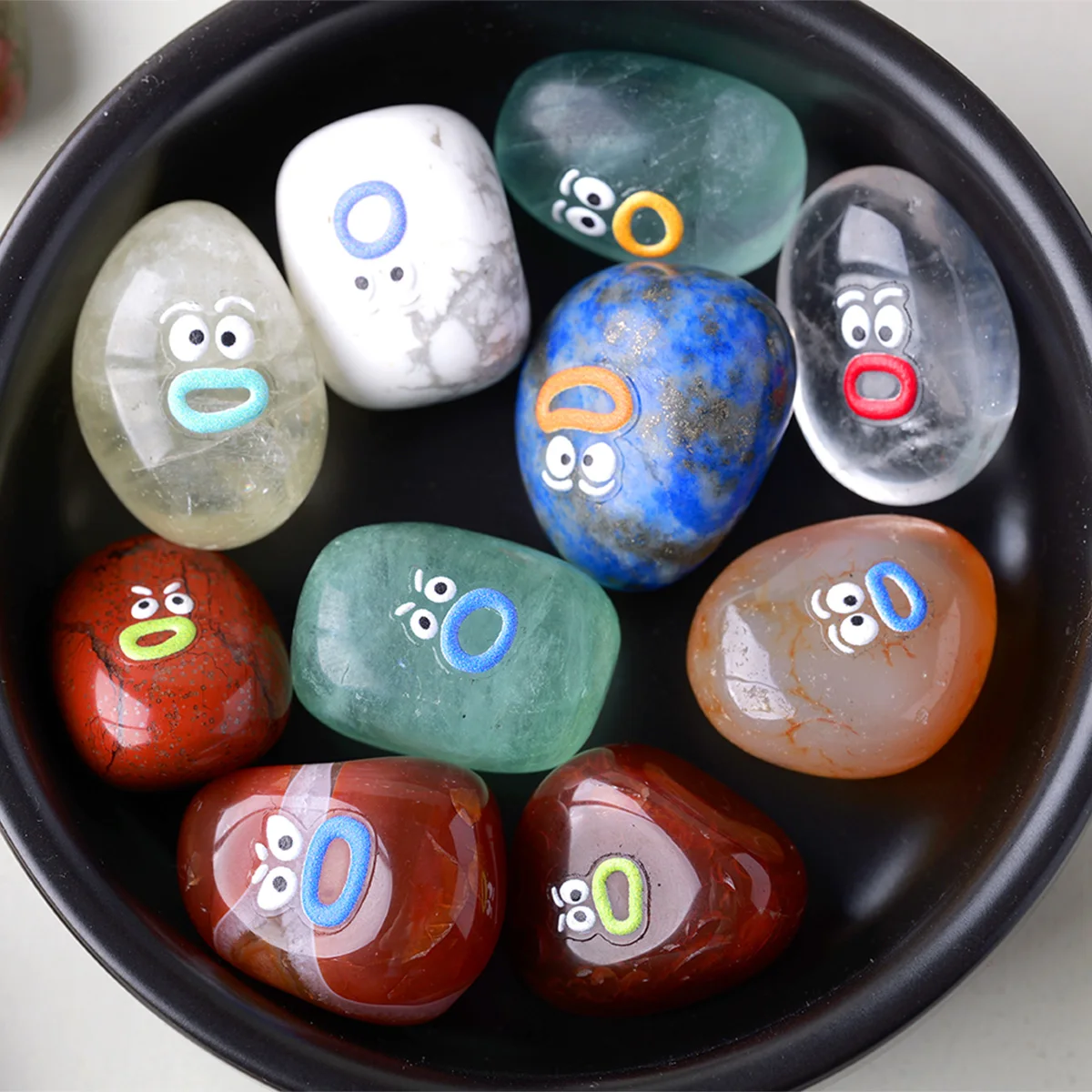 10pcs/bag Natural Crystal Tumbled Stones Cartoon Pet Figurines Cartoon Stickers Creative Small Gifts