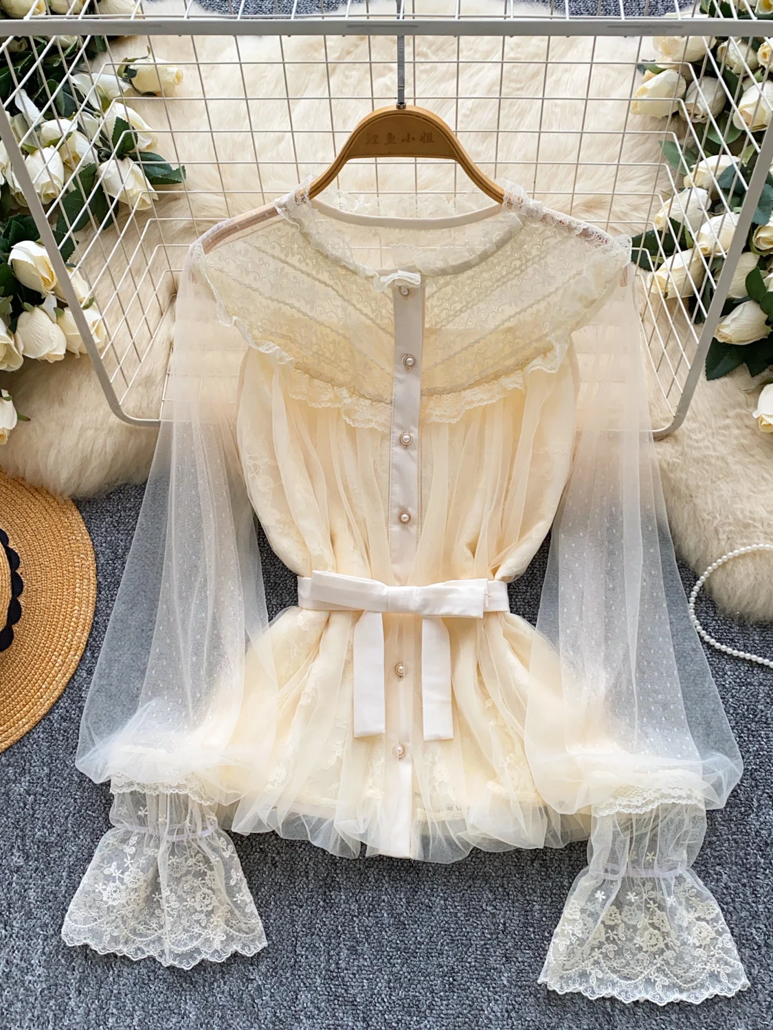 

2026 New Autumn Women French Style O-neck Flare Sleeve Shirt Bow Bandage Wasit Slim Lace Patchwork Temperament Shirt Tops