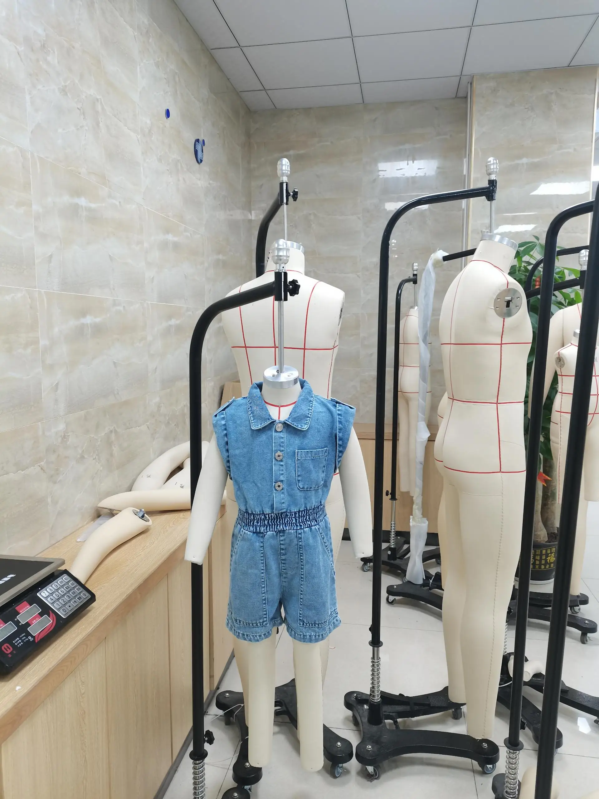 

Toddler Kids Girls Summer Short Jumpsuit Solid Denim Tank Romper Baby Clothing Overalls Outfits