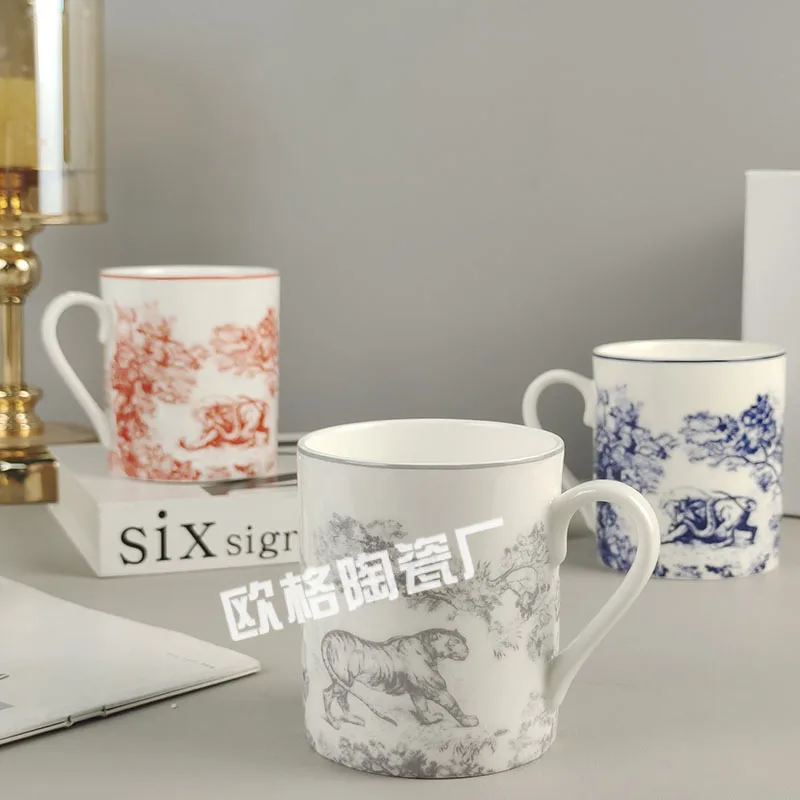 

Чашки Bone China Mark для дома и офиса. Подходит для молока и чая. Подарочные чашки унисекс — элегантные и функциональные.
