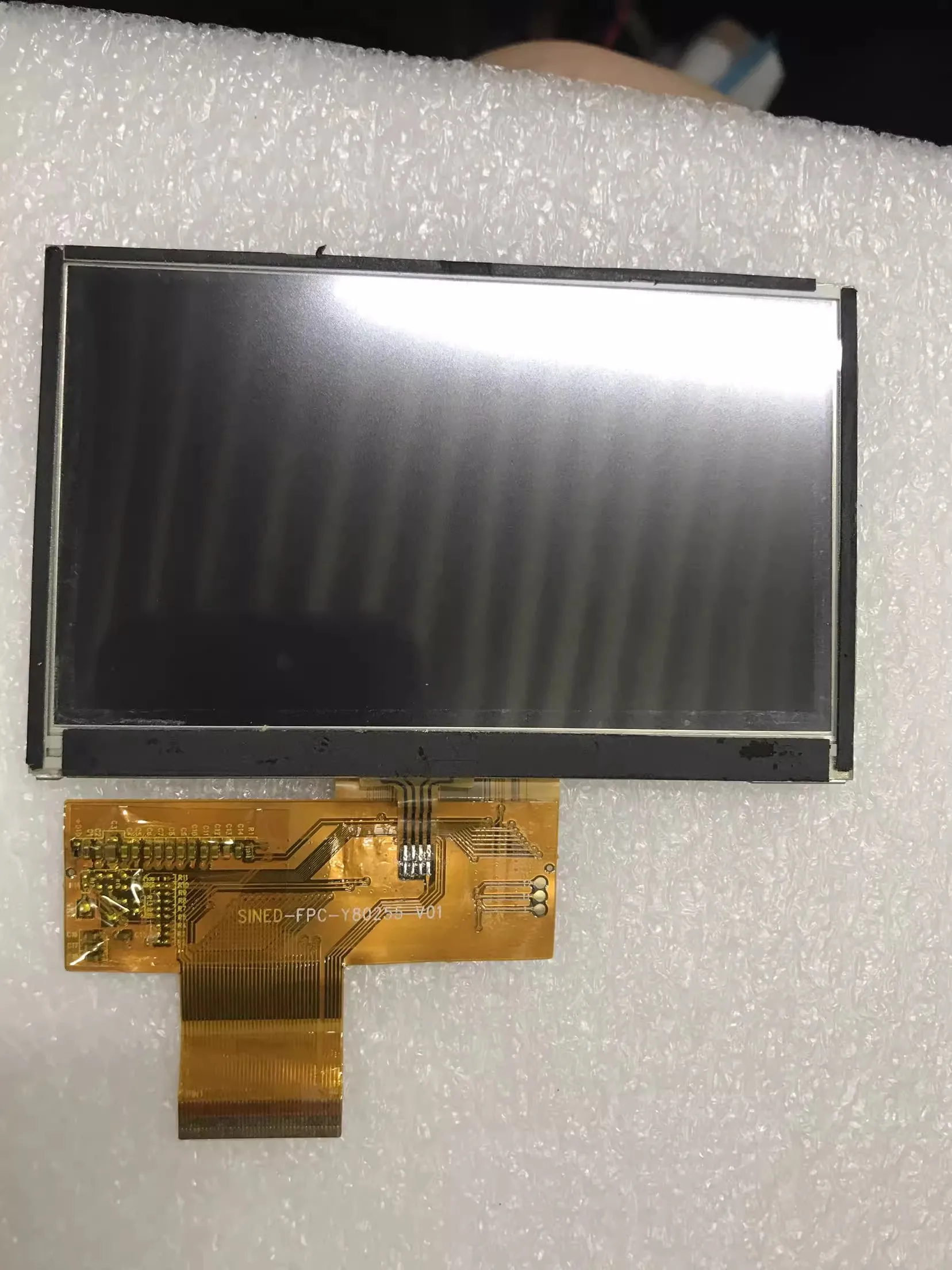 

FT043M480272014N-V01 SINED-FPC-Y80255 V01 LCD screen