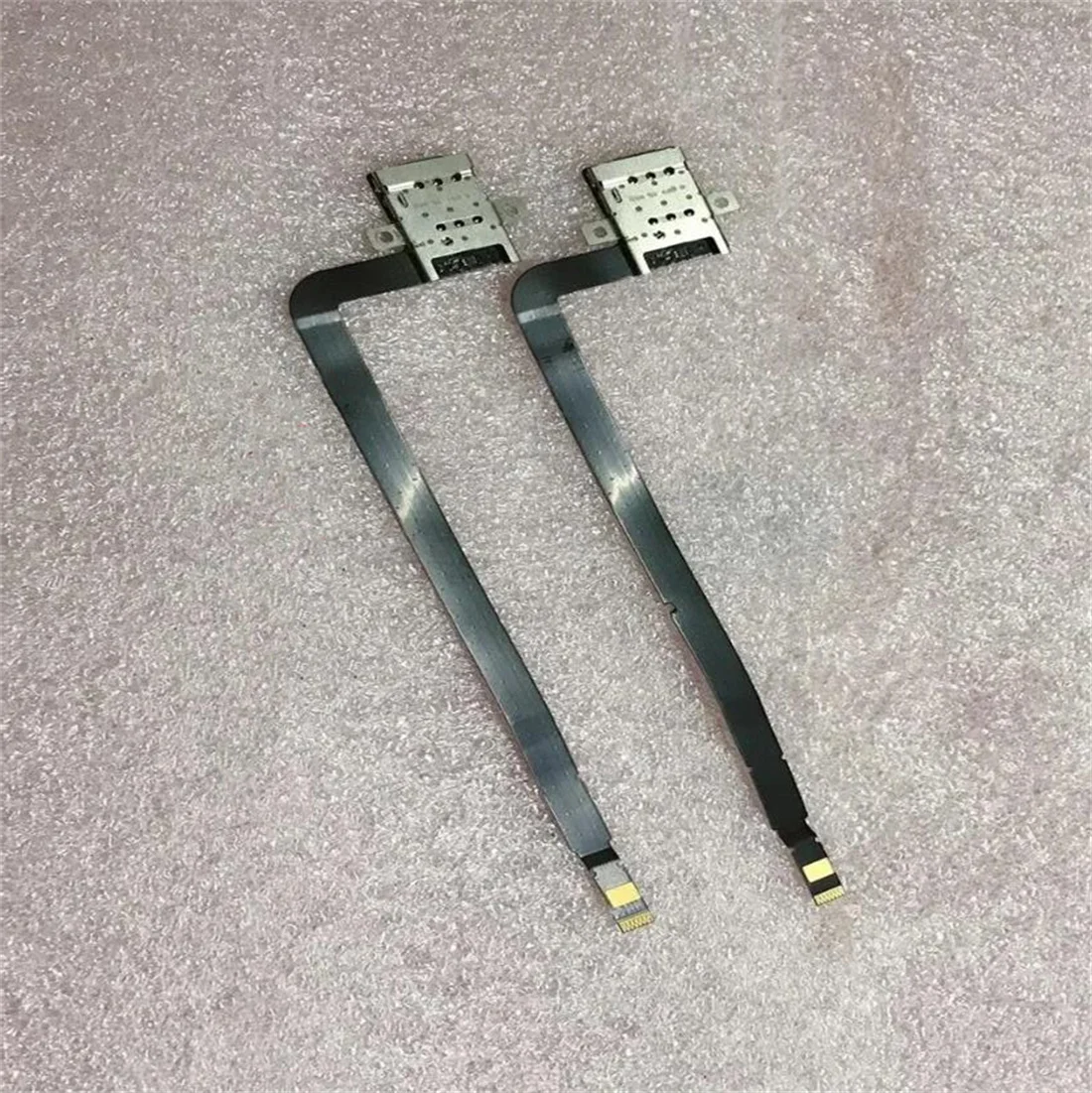 КАБЕЛЬ-РЕДАКТОР (FLEX CABLE) для считывателя SIM-карт планшета MICROSOFT SURFACE 3 RT3 1657 1645, X904220-007