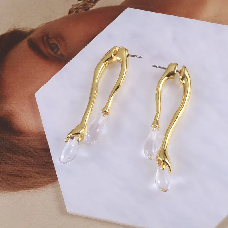 Luxury Creative Personality Transparent Resin Water Droplets Irregular Long Removable Earrings for Women