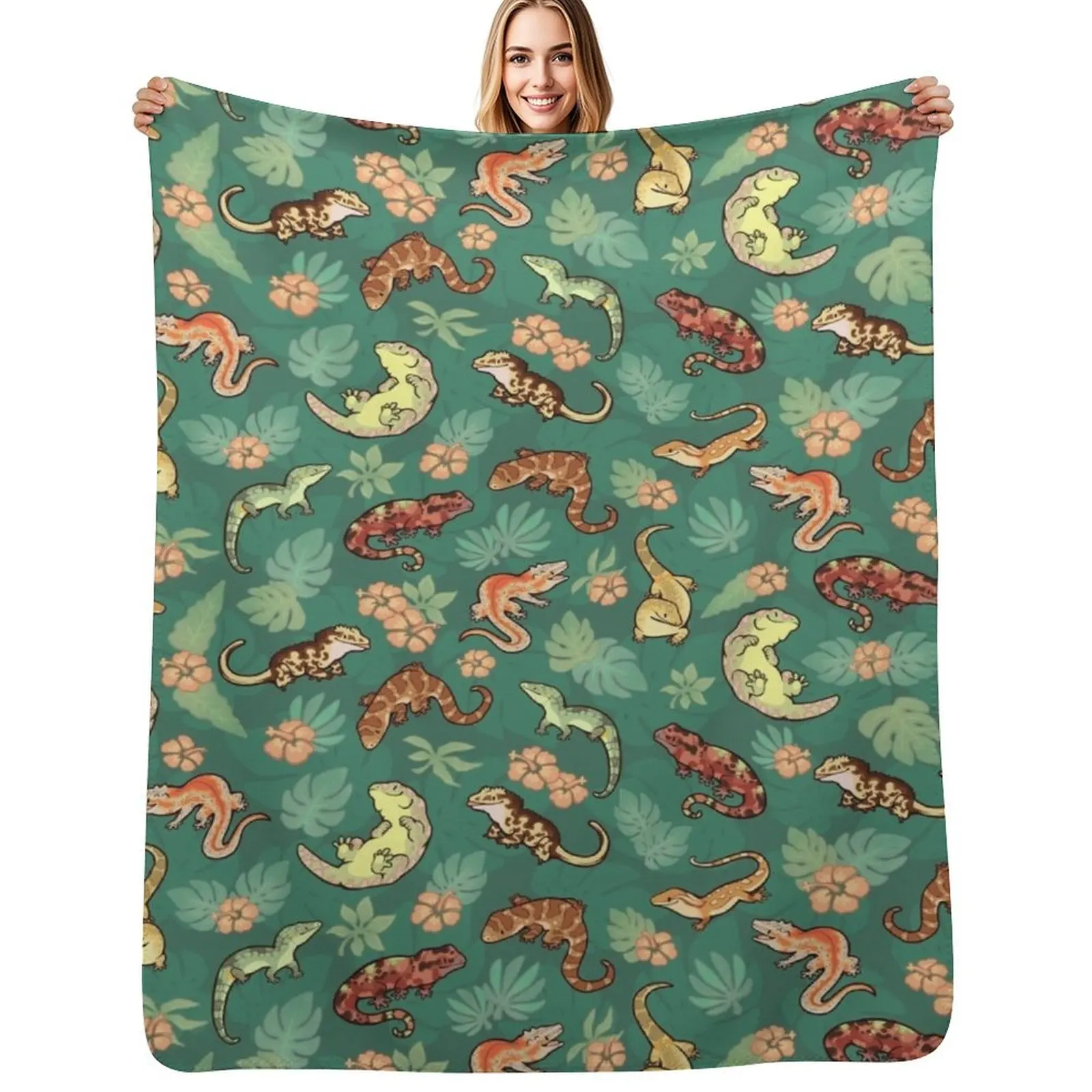 

Gecko family in green Throw Blanket Ultra Soft Flannel Fleece Blanket for All Seasons