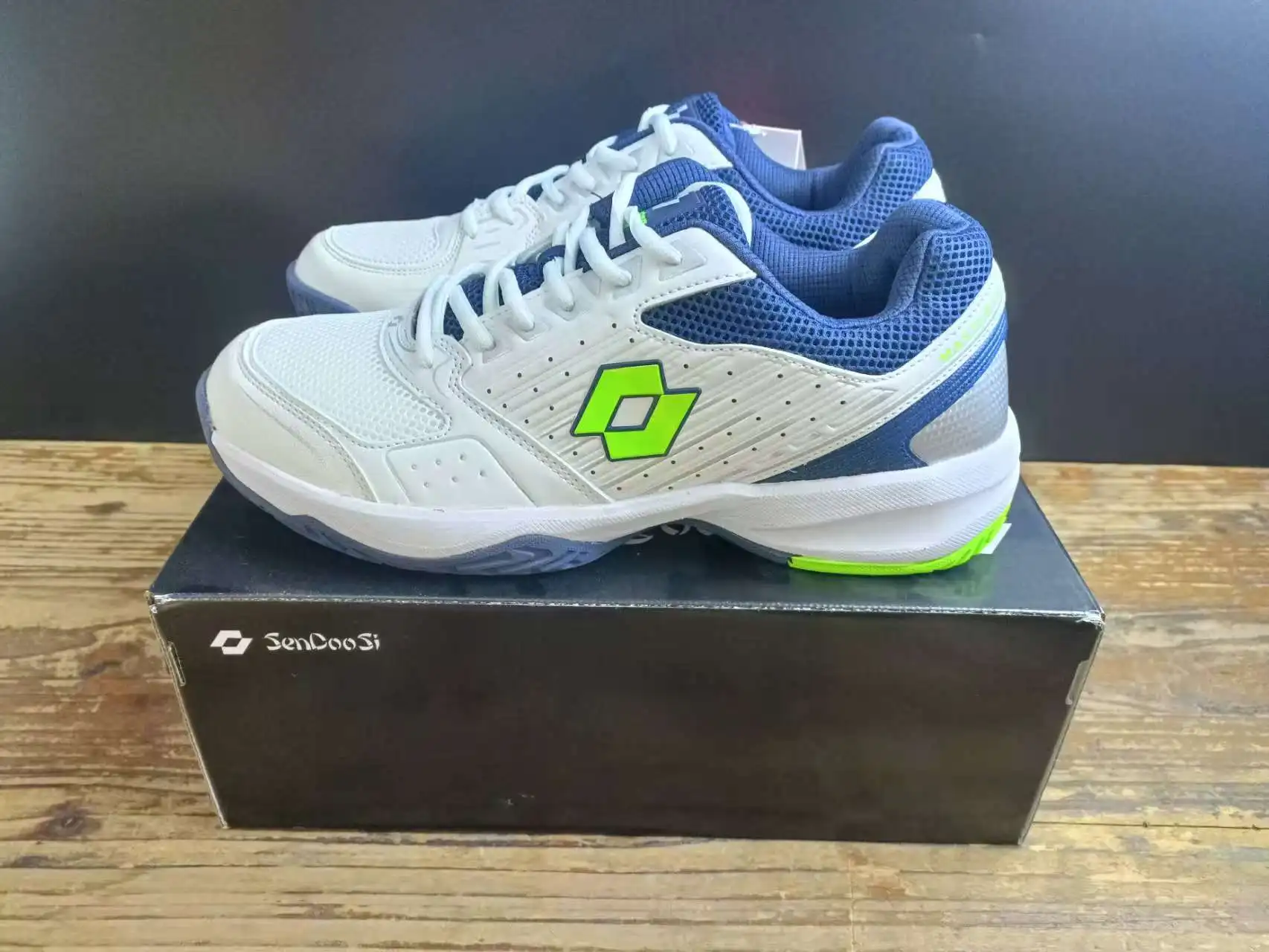 Trainers Women's Breathable Fashion Running Shoes Comfortable Casual Shoes Men's Sneakers Indoor Tennis Training Shoes