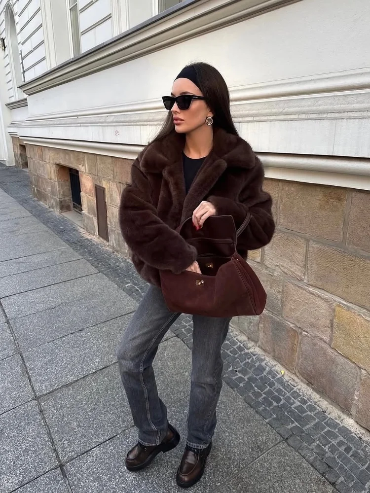 Women's Faux Fur Cropped Jacket Lapel Collar Open Front Long Sleeve Loose Warm Fluffy Outerwear Cozy Winter Daily Street Outfits