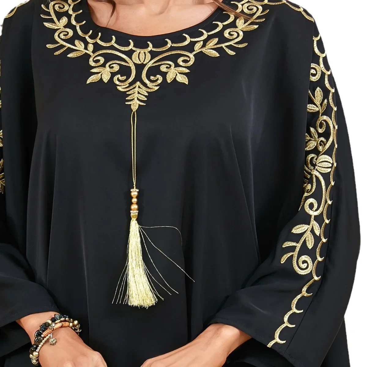 Dubai Turkey Kaftan Muslim Tassel Bat Sleeve Abayas Dresses for Women Casual Robe Islam Clothing Arabic Black Embroidery Dress