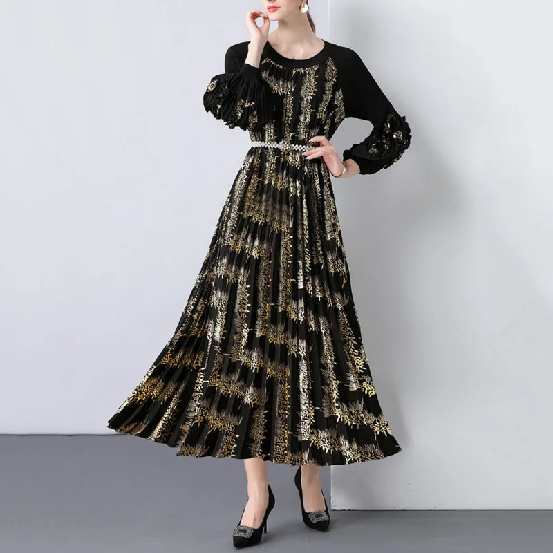 HKSH 秋の新女性ヨーロッパスタイルのハイストリートエレガントな気質ドレスイントレンドプリーツスプレーゴールド大きな裾のドレス HK8277
