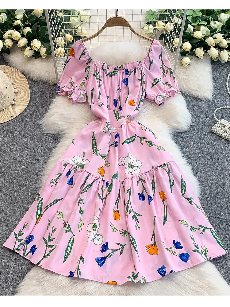 Minivestido Floral con cuello cuadrado para mujer, vestido plisado de manga corta con presión de viento para vacaciones, dulce vestido de princesa ceñido A516
