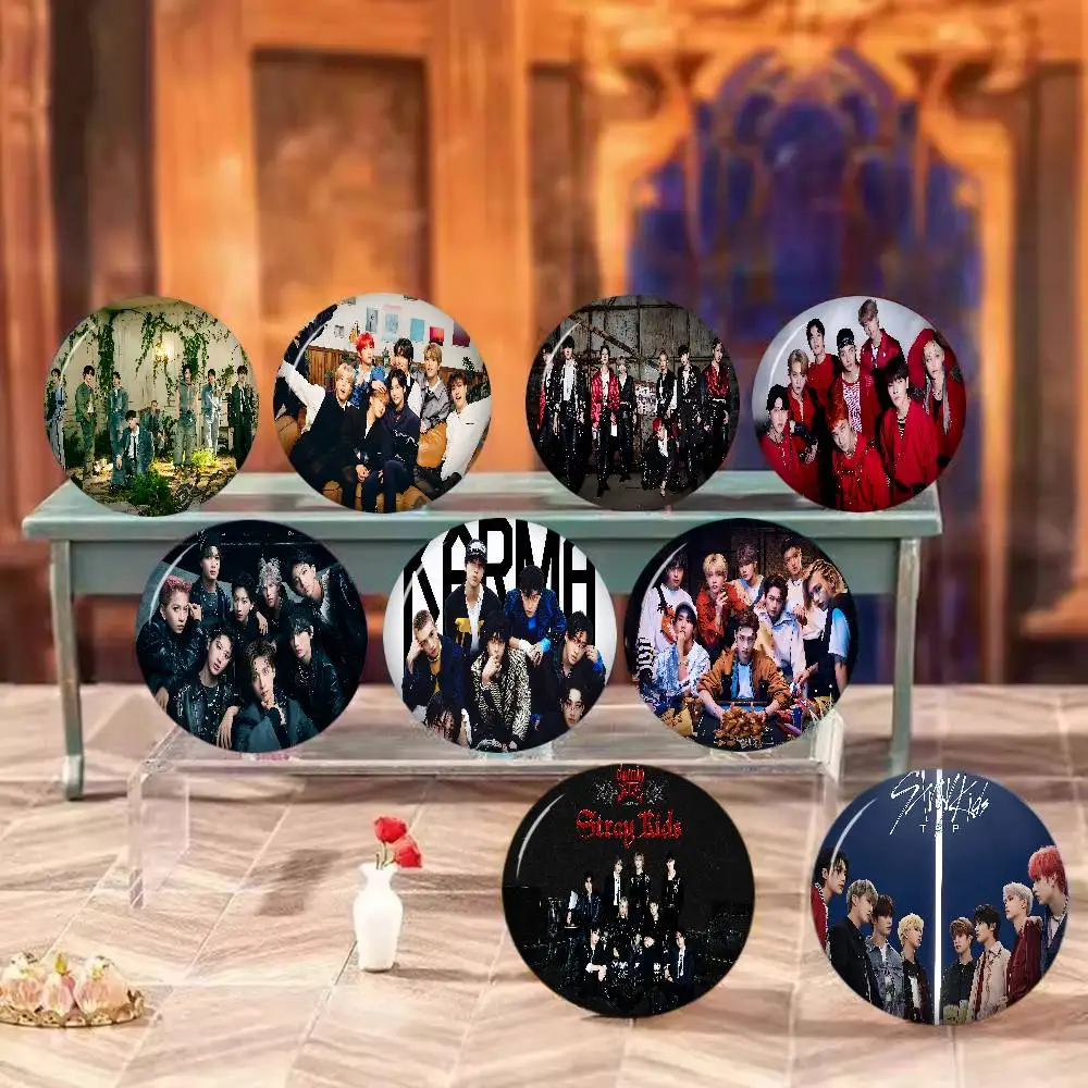 Botones Personalizables de Kpop Star S-Stray Kids de 32/44/58MM, Lindos, Divertidos y Creativos, Joyería Decorativa, Regalos para Amigos