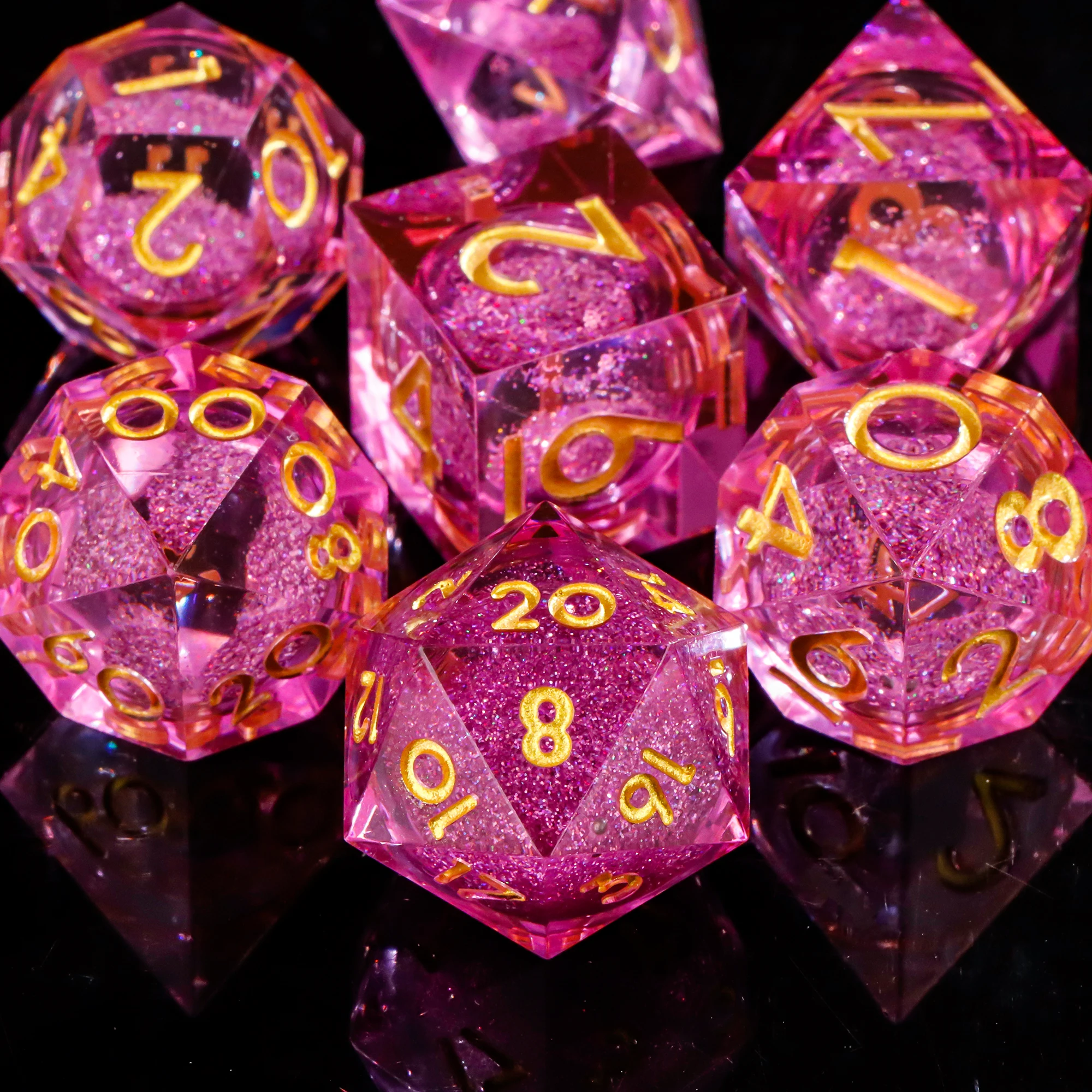 

DnD Кости с жидким сердечником, набор кубиков из смолы, набор кубиков с жидким сердцем, розовые кубики с острыми краями для ролевых игр, набор жидких кубиков с подарочной коробкой