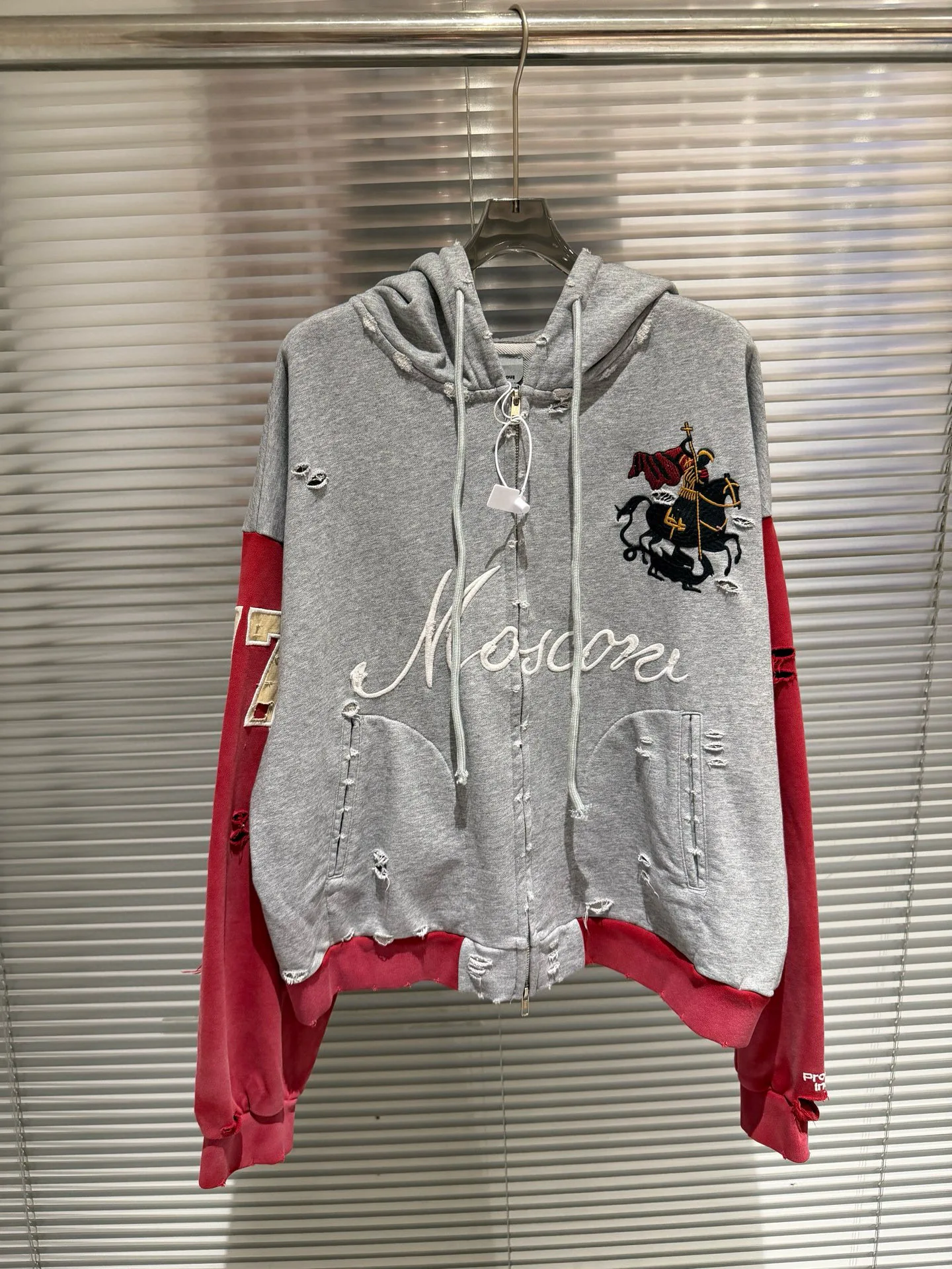 

Protocol index 26SS Russia Limited Washed Vintage Warhorse Embroidered T-shirt Sweater Coat