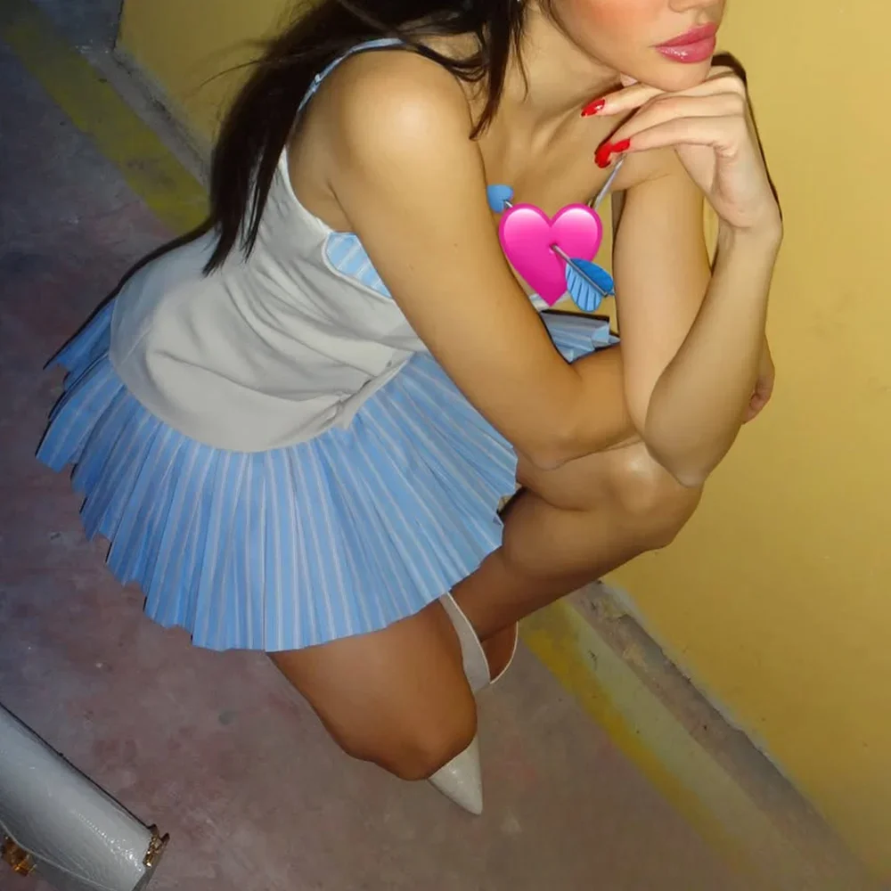 فستان KONDALA للسيدات لخريف أزرق وأبيض قصير فستان كامي بأزرار مخططة جديد 2025 لربيع وصيف رومانسي لقضاء العطلات على الشاطئ فستان قصير