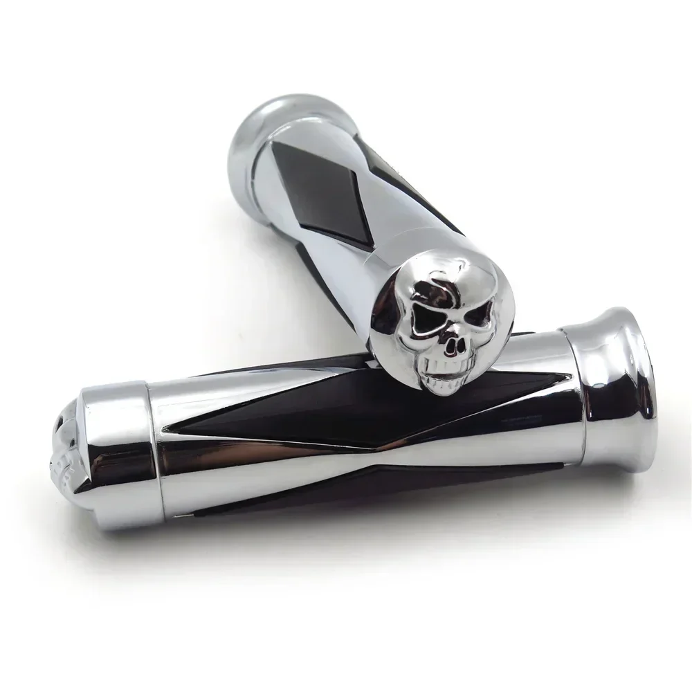Motorcycle 25mm Diamond Style Grips Handlebar Grips for Harley Davidson Softail Street Bob