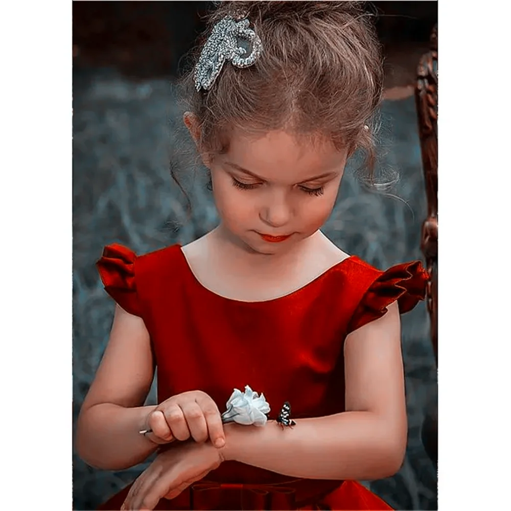 

CUTE RED Flower Girl Dress for Wedding First Communion Gowns Satin Ball with Beading Sash Bow Belt Elegant Dresses Custom Made