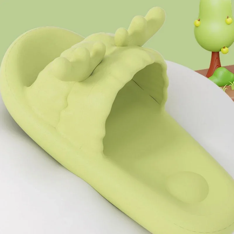 Summer 2025 New Flat Bottom Women's Sandals Fashion Outwear Thick Sole Non Slippery Sandals Cute Beach and Bea