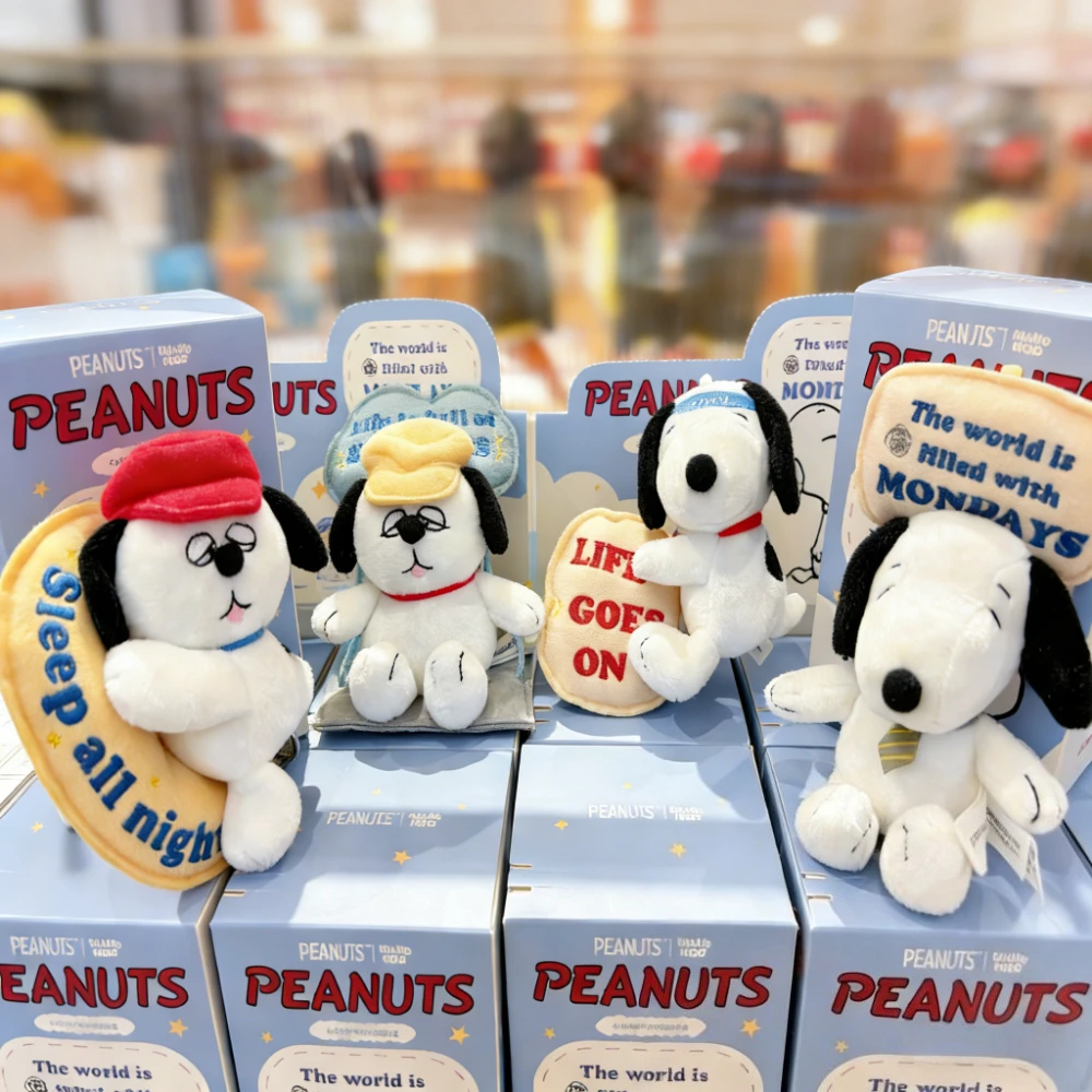 

Коллекционная фигурка-подвеска «Понижи» (Olaf Snoopy) из серии «Peanuts The World Is Filled with Mondays»: модный настольный декор, игрушка, подарок