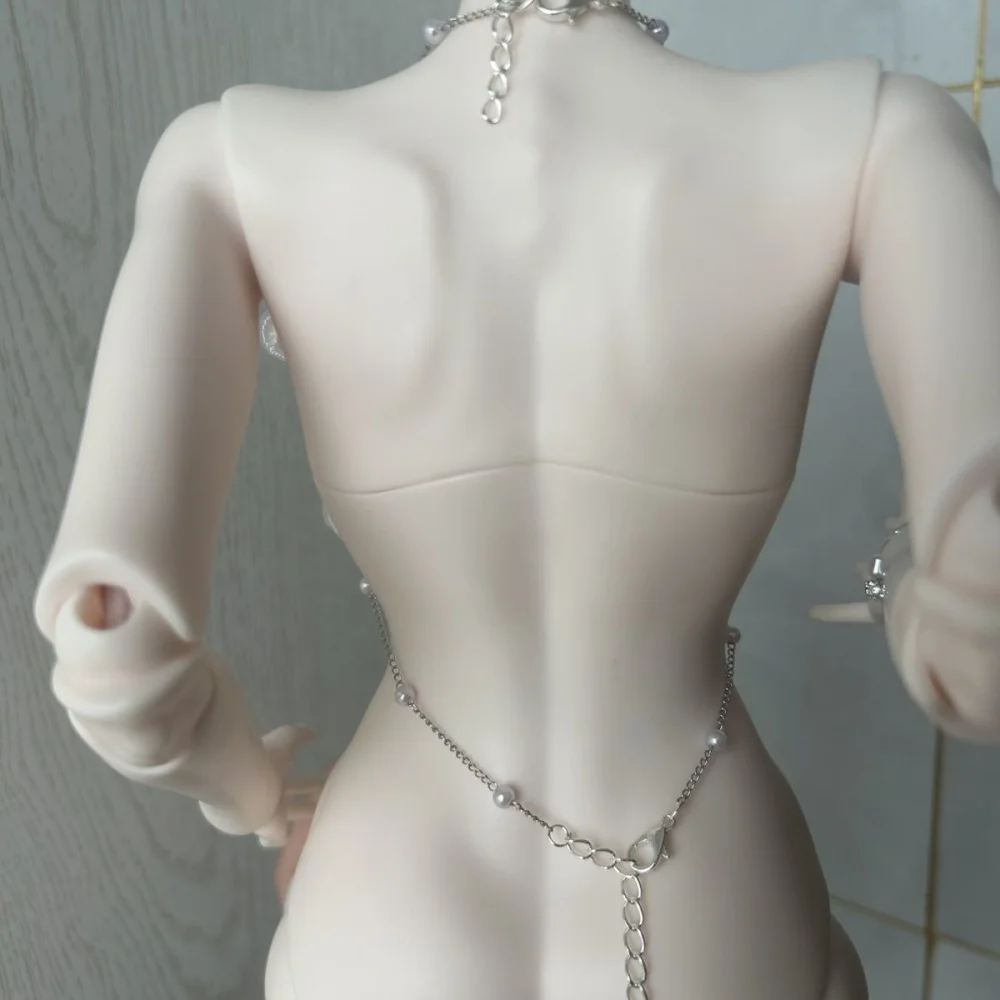 Bjd poppenkleertjes zijn geschikt voor witte striktopjes van 1/3 maten met grote borsten en poppenaccessoires