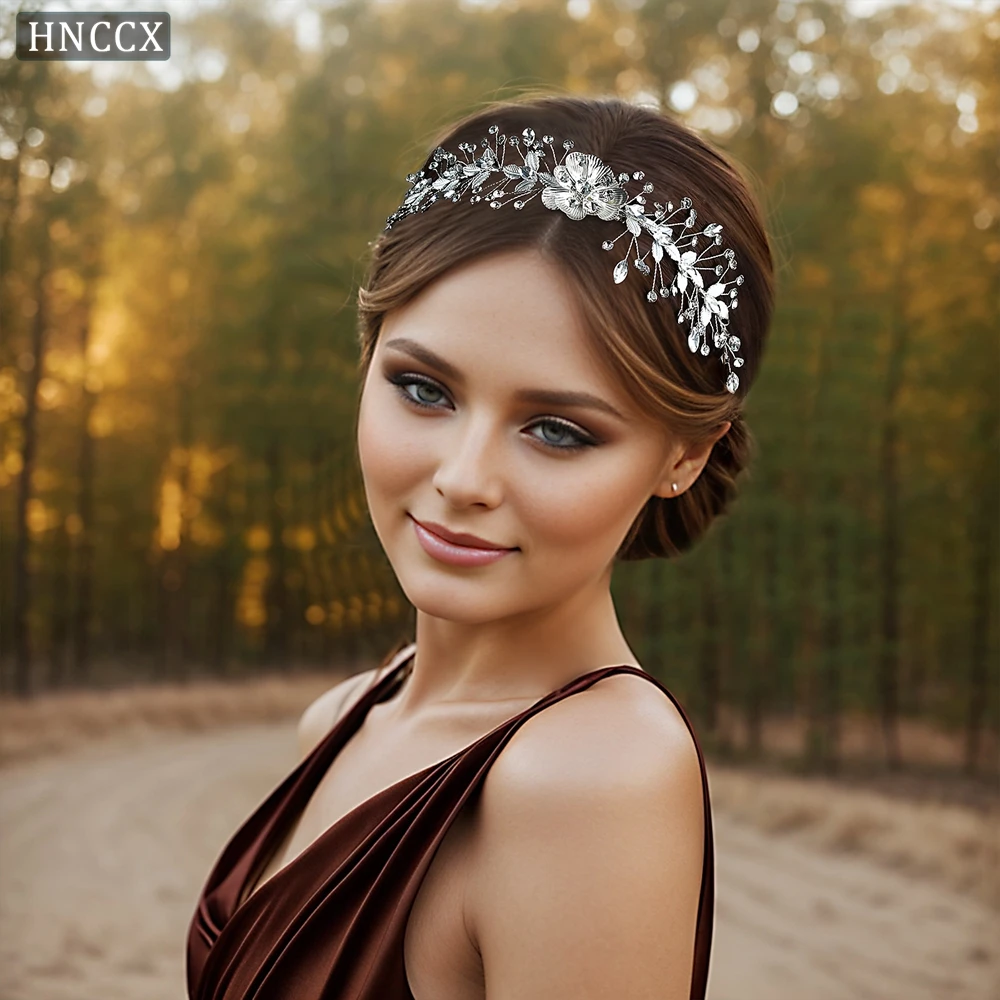 

HNCCX Alloy Flower Leaves Bridal Comb Wedding Hair Accessories Wedding Headpiece Crystal Rhinestones Women Tiara CP547